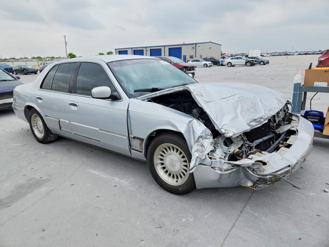 1999 Mercury Grand Marquis Ls Silver vin: 2MEFM75W8XX617161