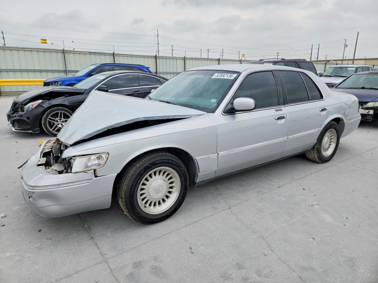 1999 Mercury Grand Marquis Ls Silver vin: 2MEFM75W8XX617161