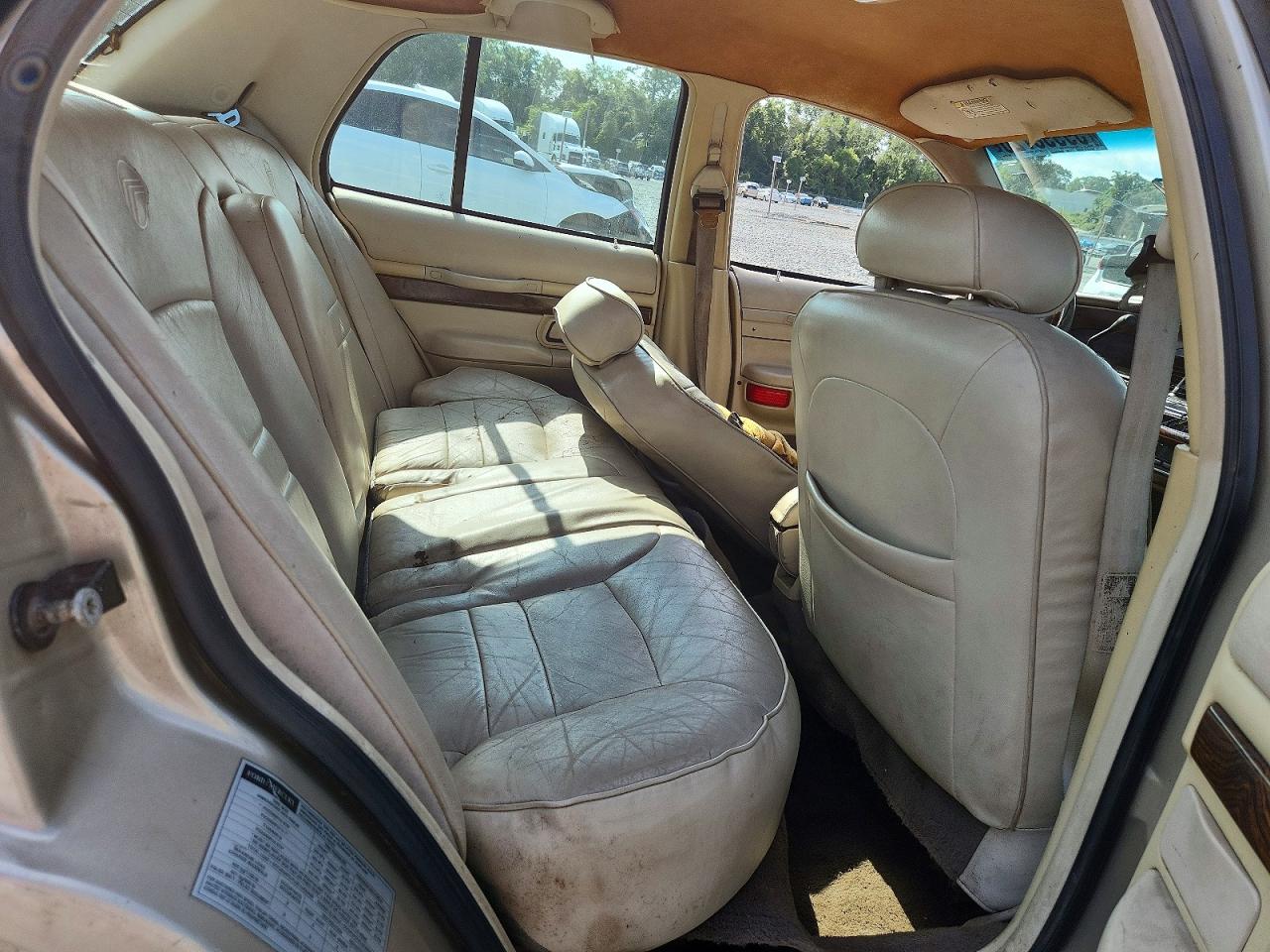 1999 Mercury Grand Marquis Ls Tan vin: 2MEFM75W8XX672208