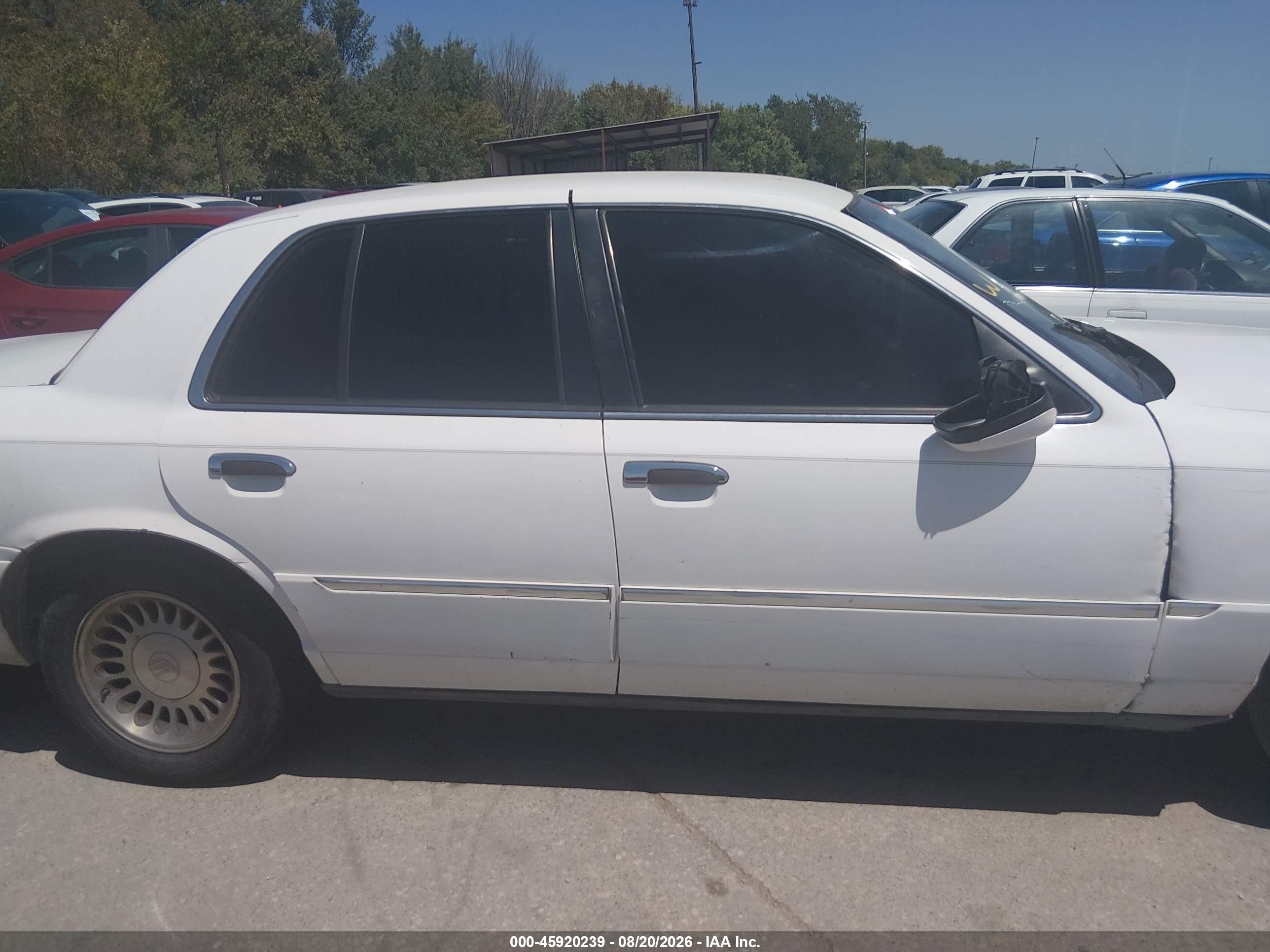 2000 Mercury Grand Marquis Ls White vin: 2MEFM75W8YX687762