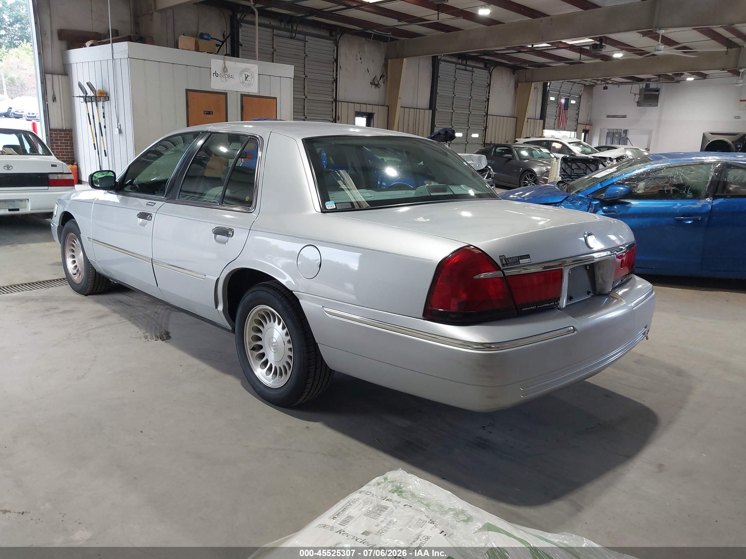 2000 Mercury Grand Marquis Ls Silver vin: 2MEFM75W8YX737754