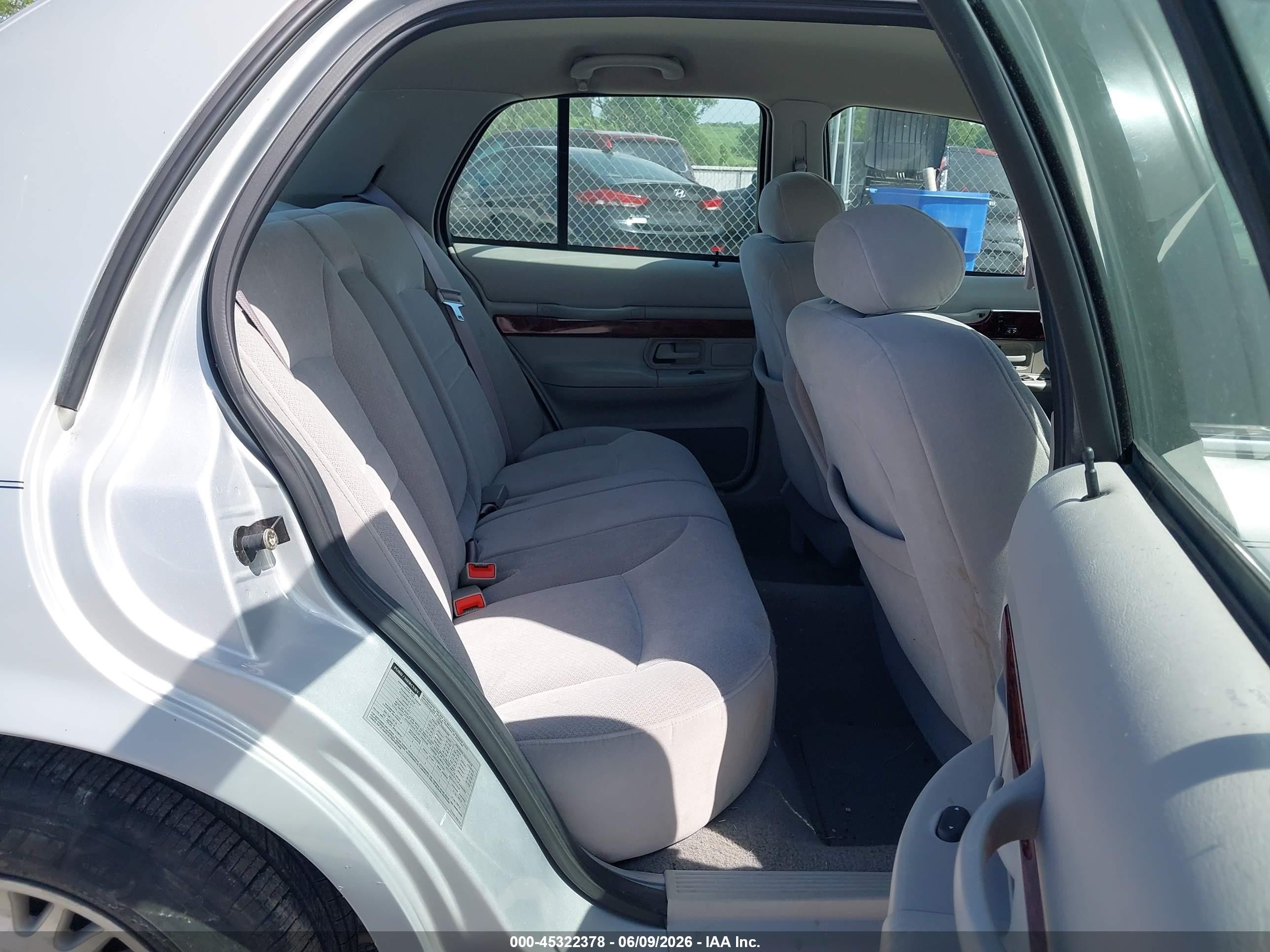 2001 Mercury Grand Marquis Ls Silver vin: 2MEFM75W91X609478