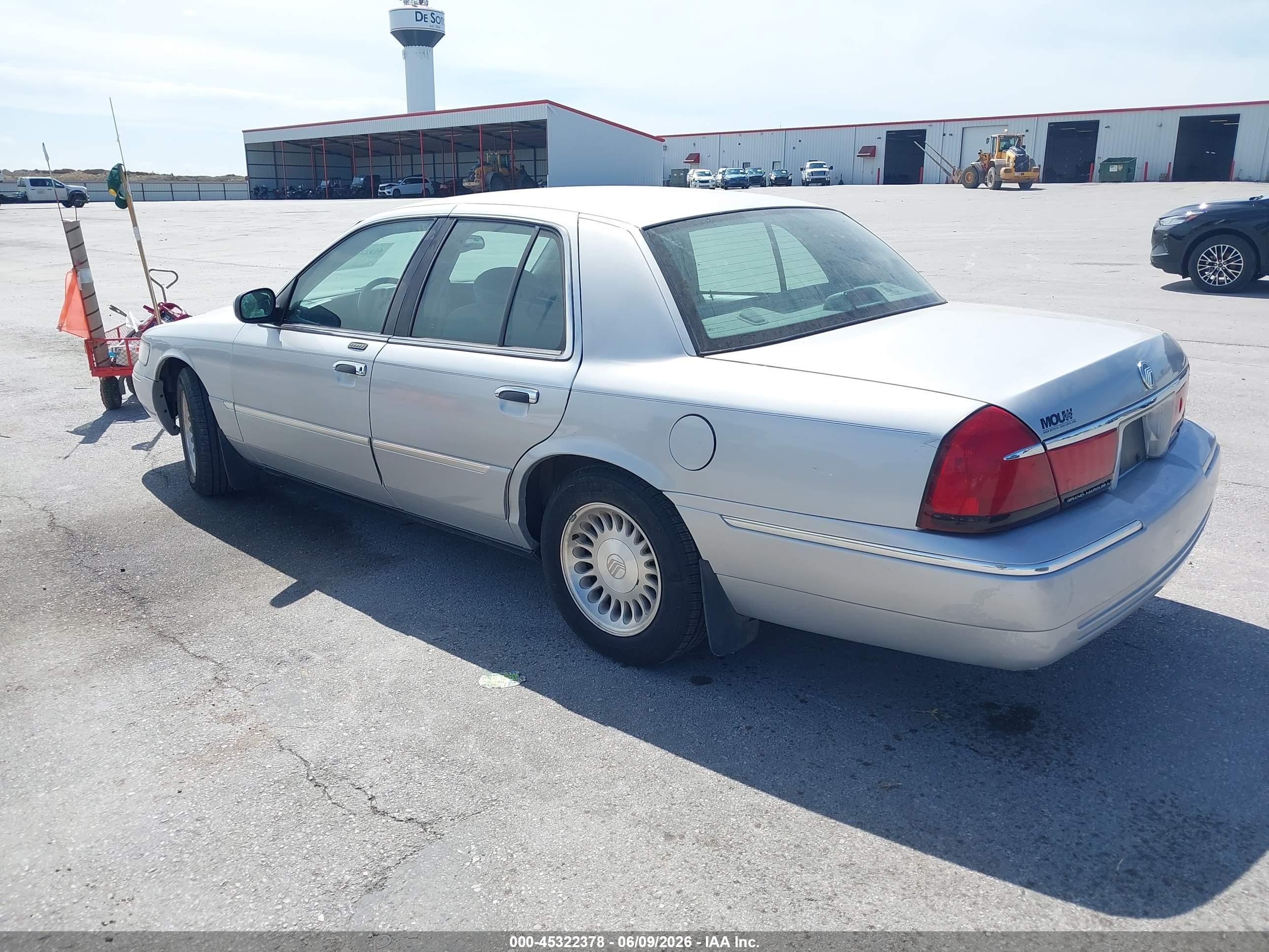 2001 Mercury Grand Marquis Ls Silver vin: 2MEFM75W91X609478