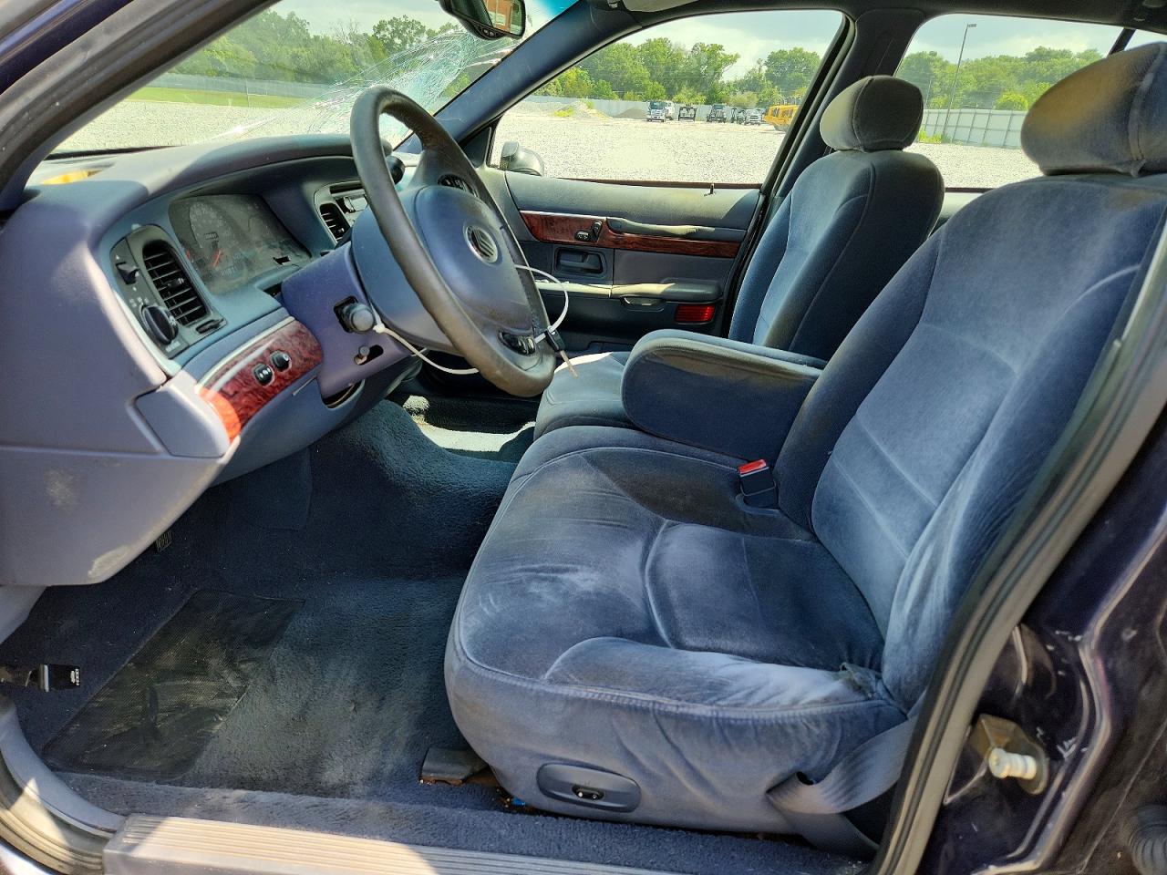 2001 Mercury Grand Marquis Blue vin: 2MEFM75W91X639080