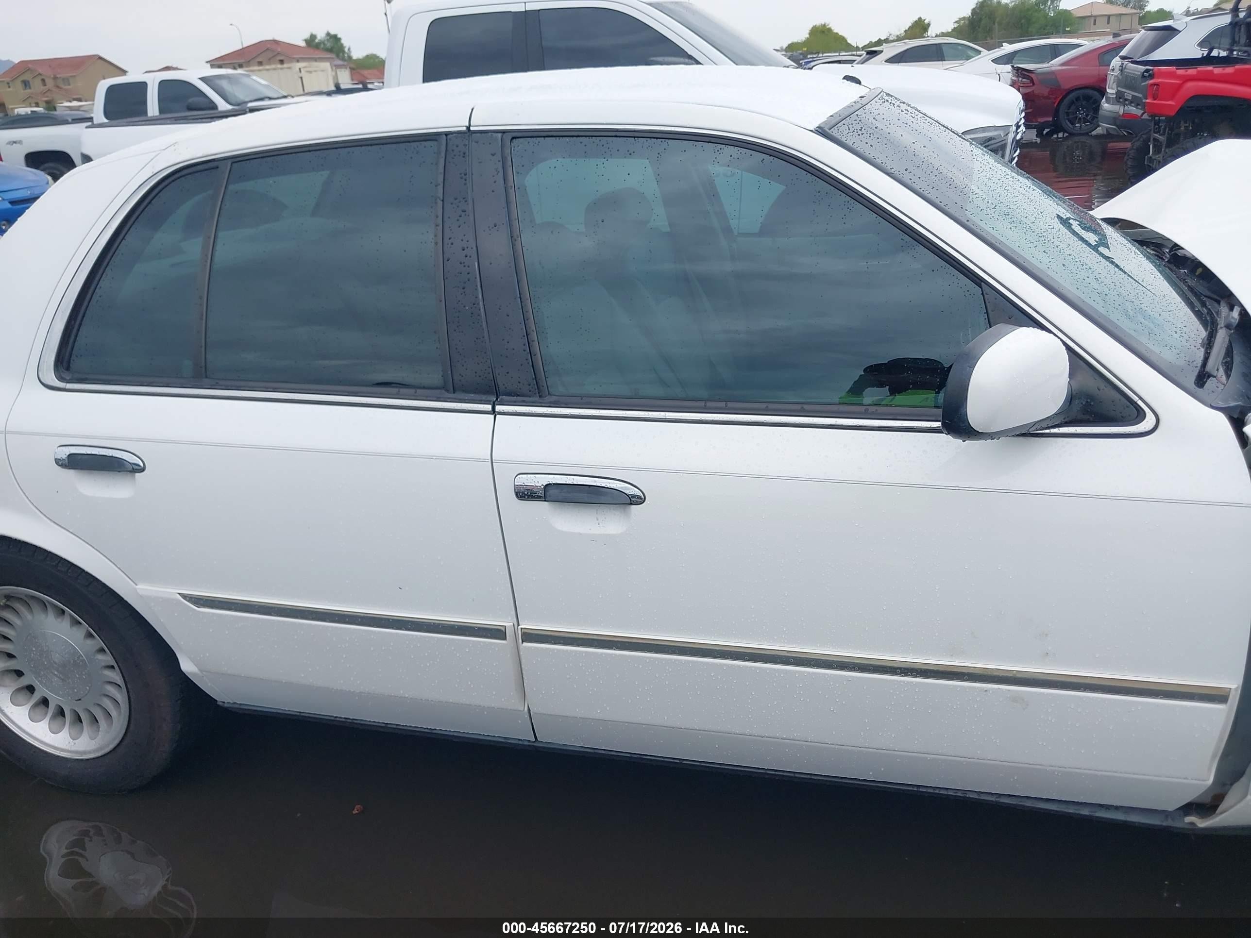 2001 Mercury Grand Marquis Ls White vin: 2MEFM75W91X683872