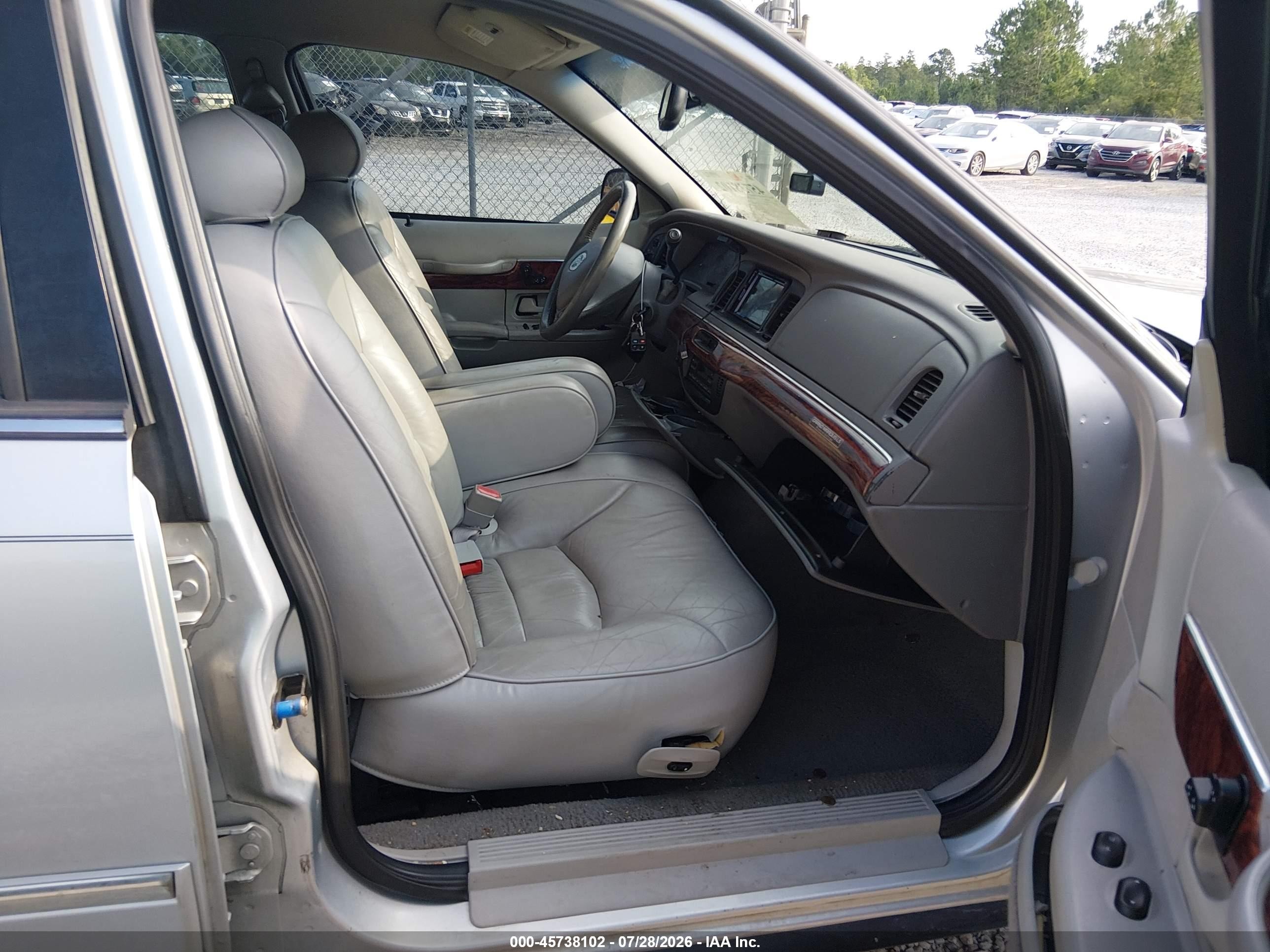 2002 Mercury Grand Marquis Ls Gray vin: 2MEFM75W92X650257