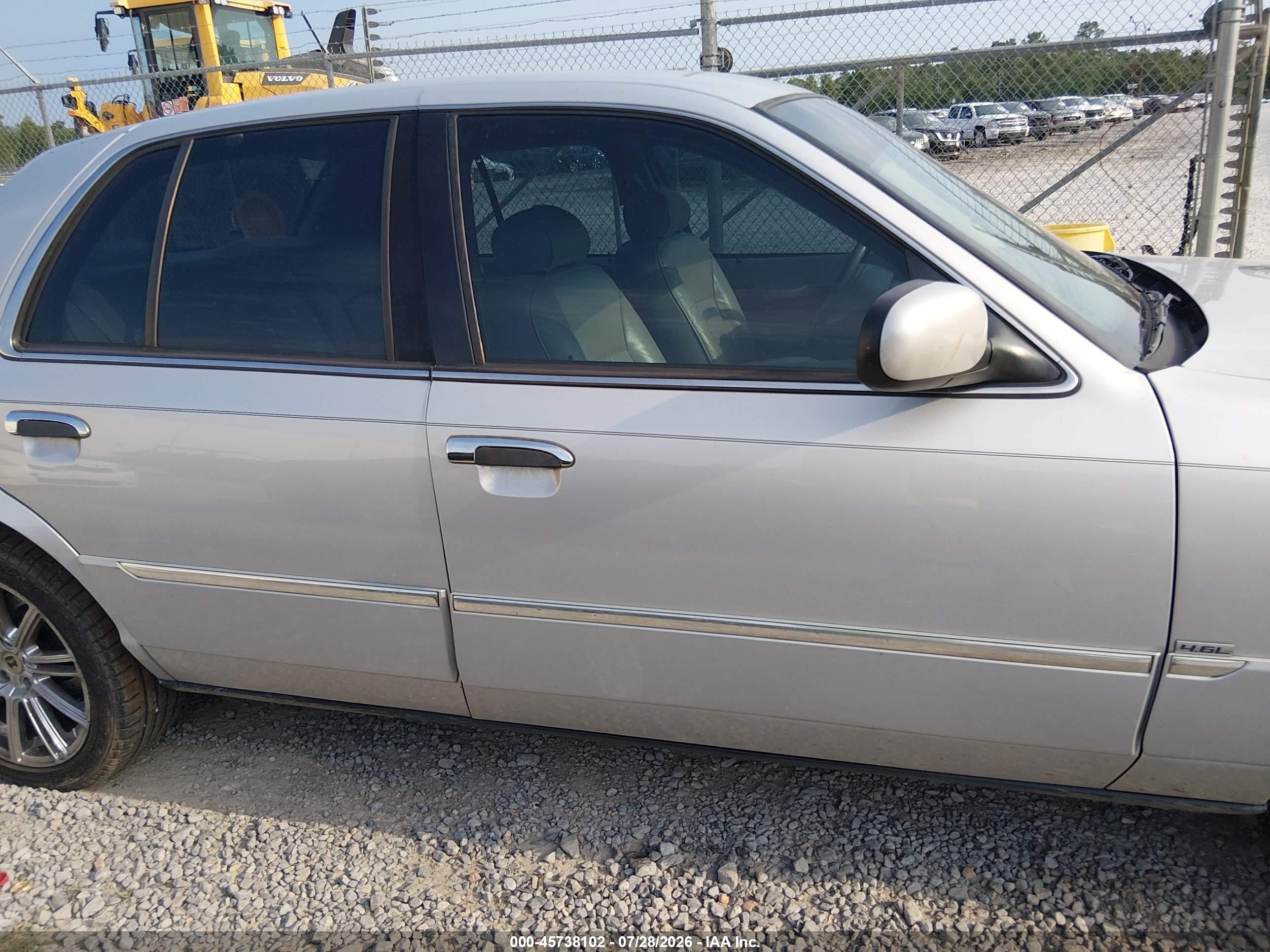 2002 Mercury Grand Marquis Ls Gray vin: 2MEFM75W92X650257