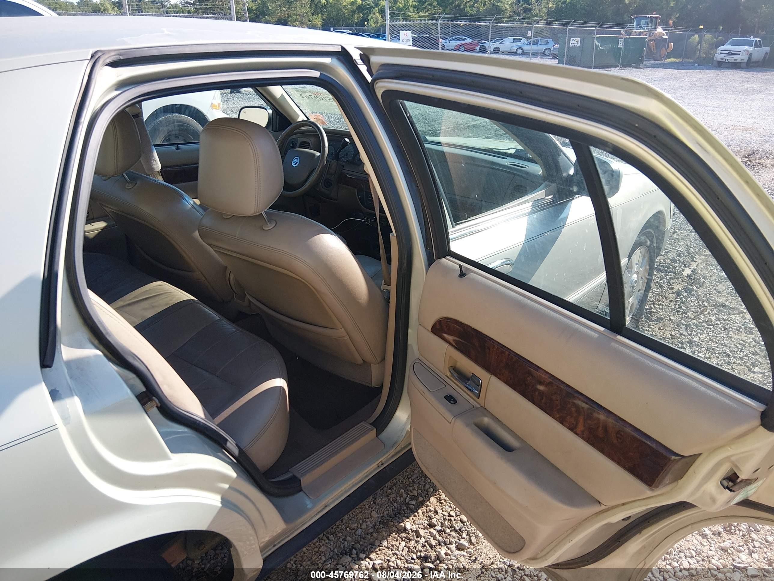 2005 Mercury Grand Marquis Ls/lse Cream vin: 2MEFM75W95X625041