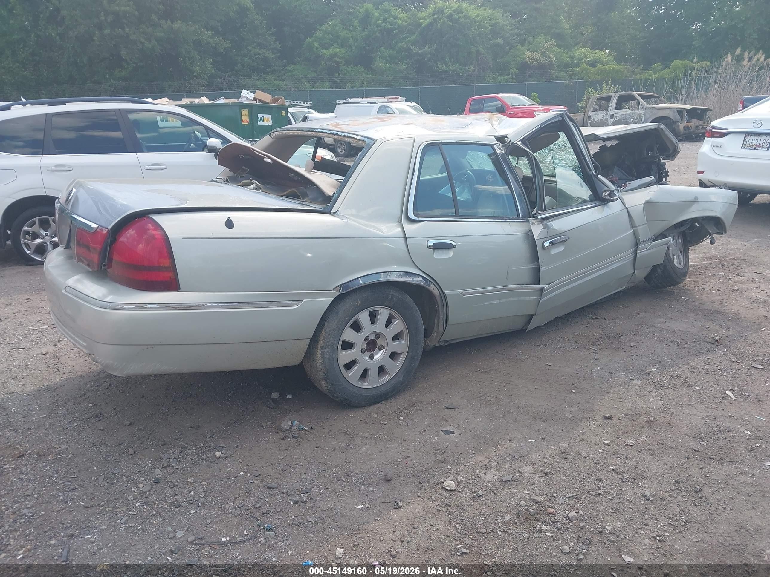 2005 Mercury Grand Marquis Ls/lse Gold vin: 2MEFM75W95X651543