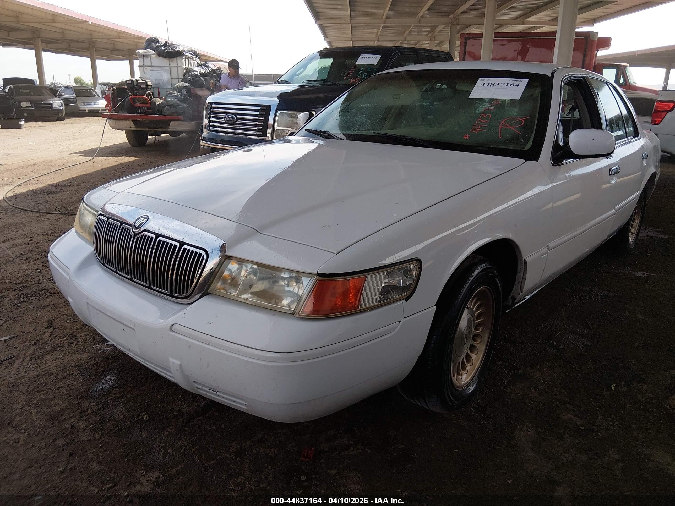 1998 Mercury Grand Marquis   White vin: 2MEFM75W9WX662415