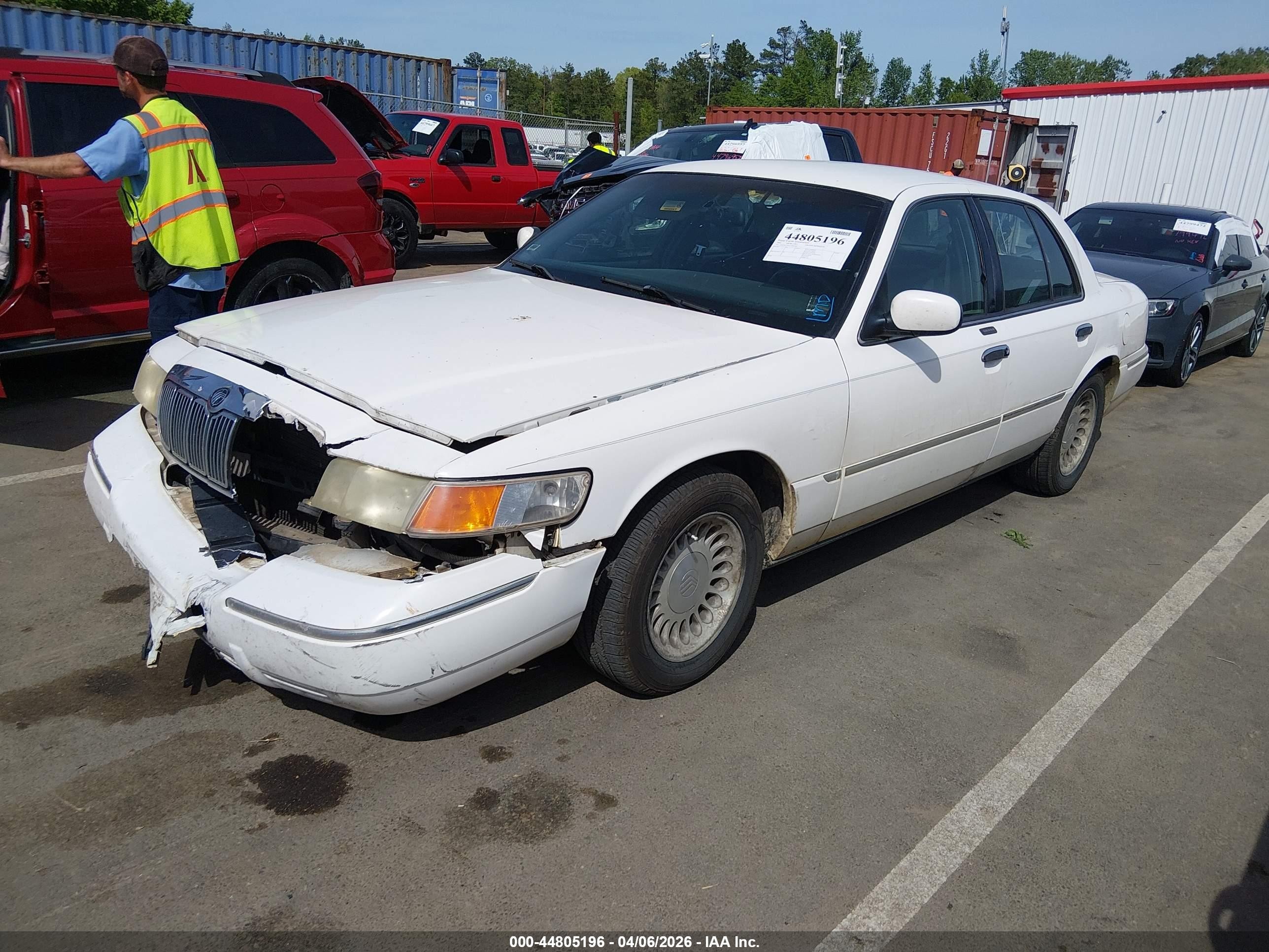 2001 Mercury Grand Marquis Ls White vin: 2MEFM75WX1X656566