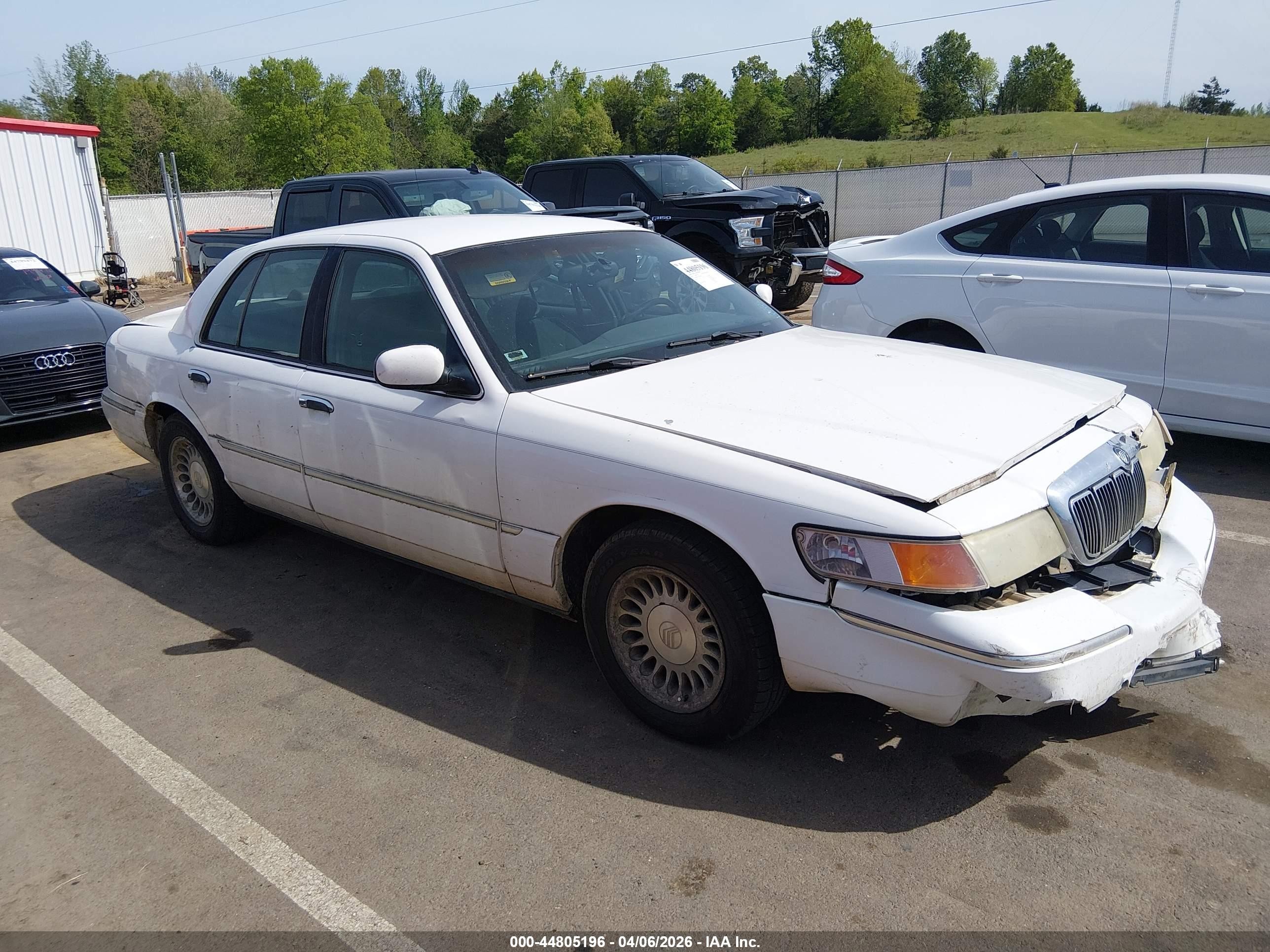 2001 Mercury Grand Marquis Ls White vin: 2MEFM75WX1X656566