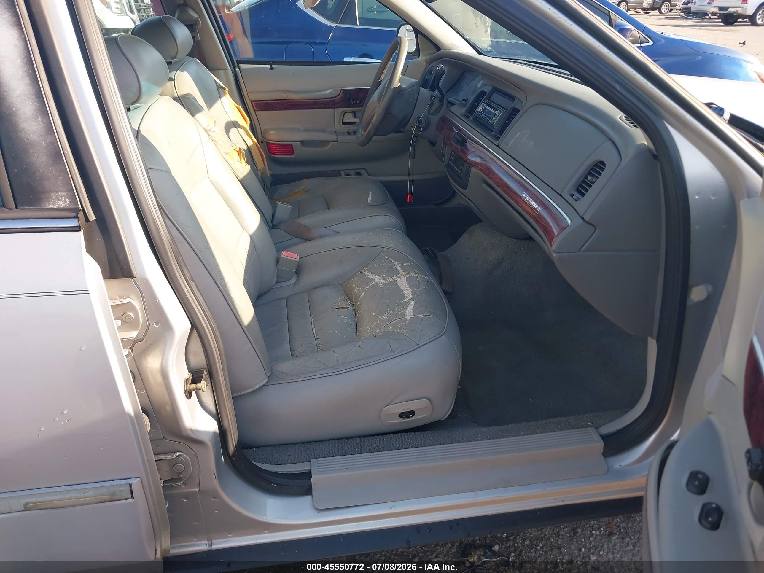 2001 Mercury Grand Marquis Ls Серебряный vin: 2MEFM75WX1X657328