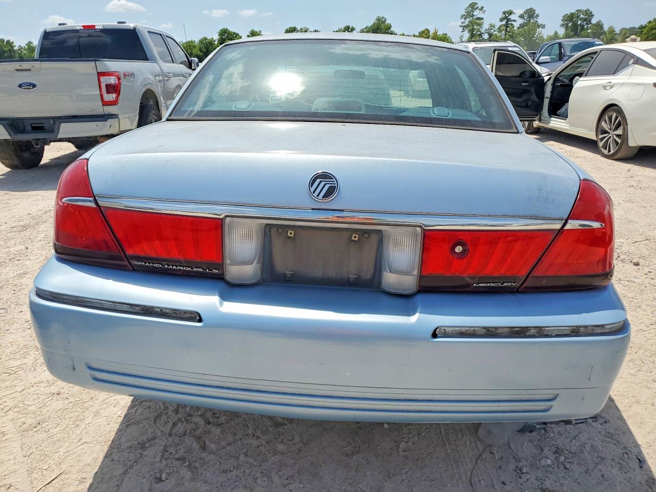 2001 Mercury Grand Marquis Ls Blue vin: 2MEFM75WX1X676557