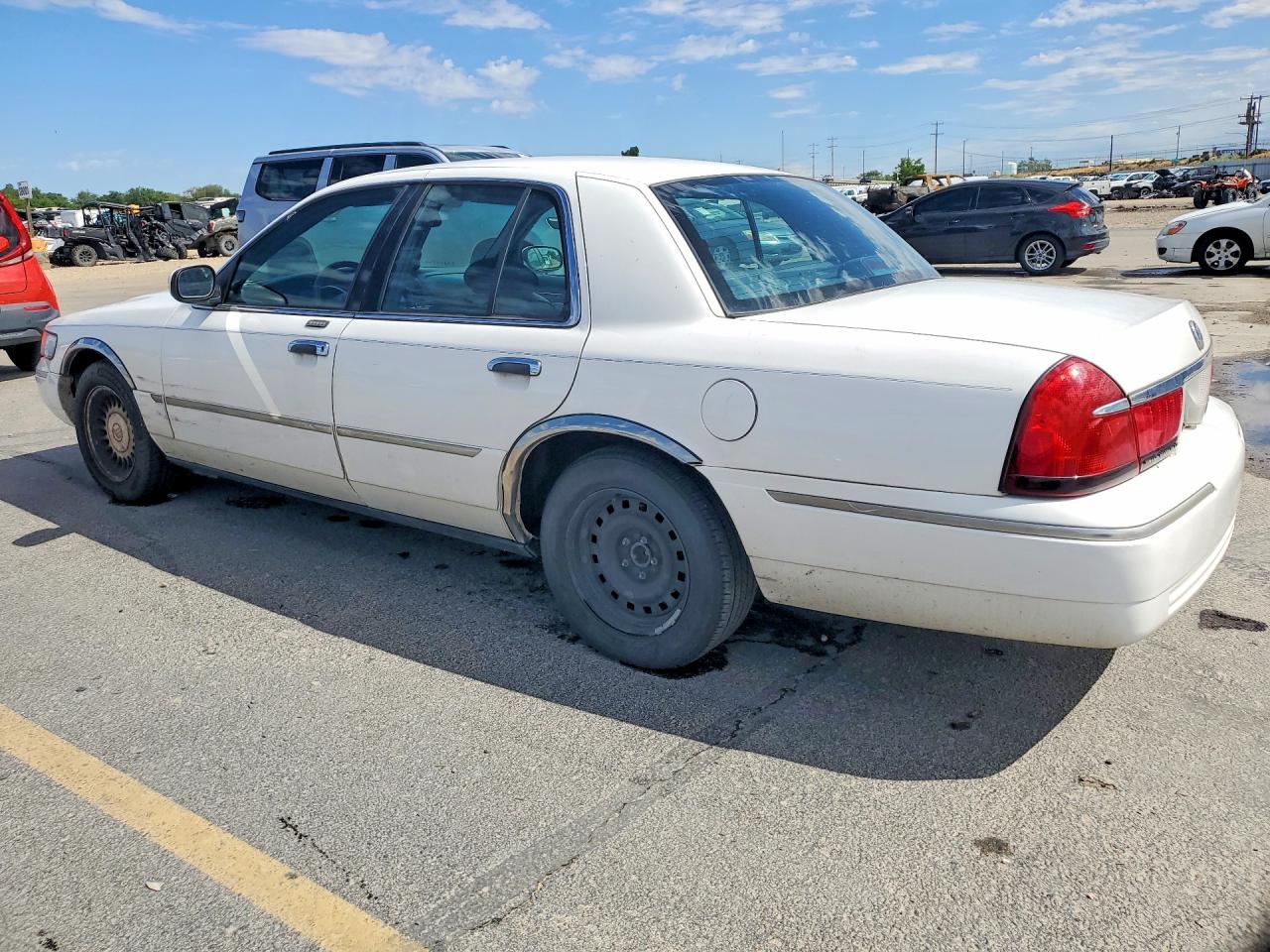 2001 Mercury Grand Marquis Ls White vin: 2MEFM75WX1X681452