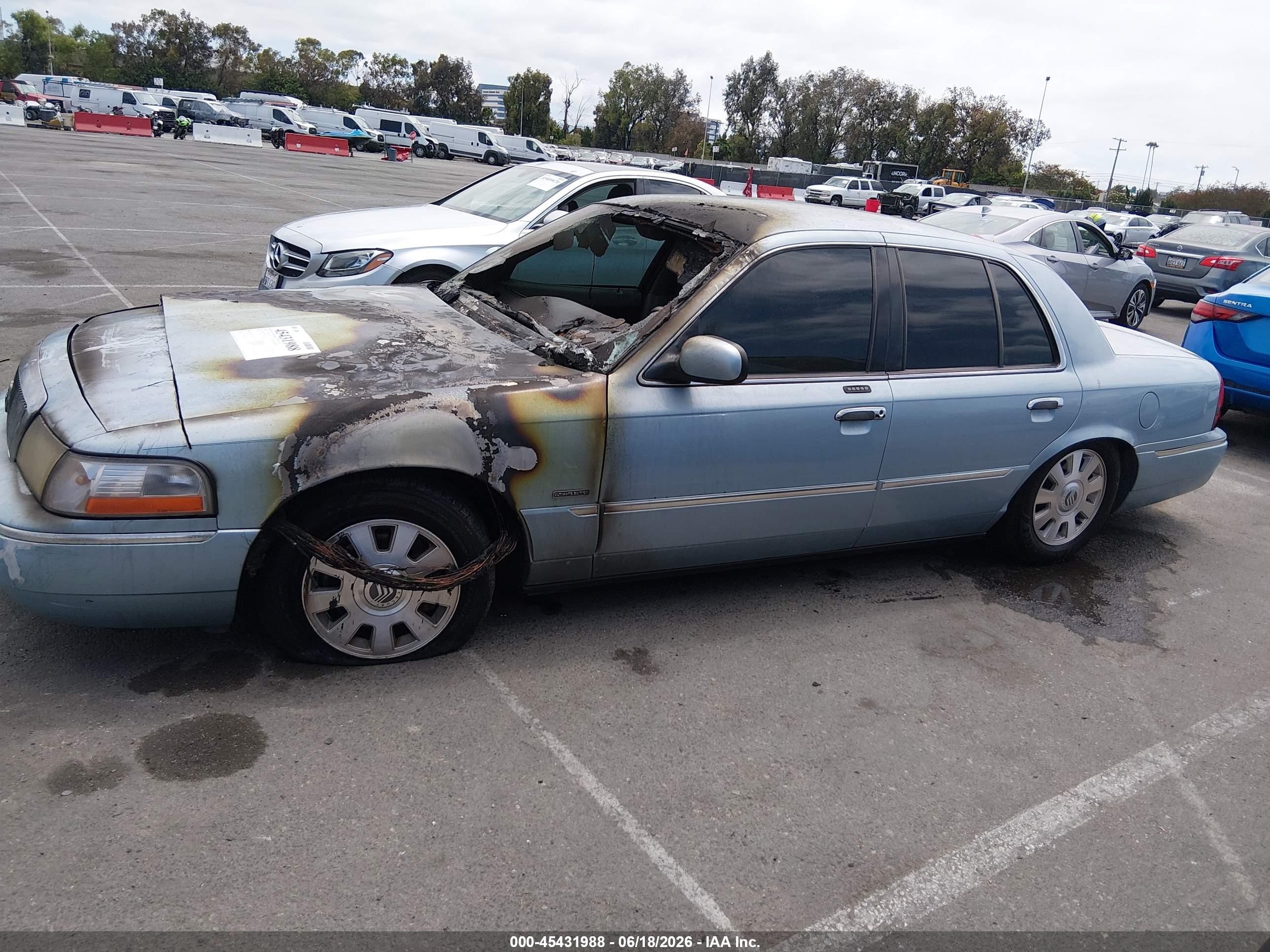 2003 Mercury Grand Marquis Ls Blue vin: 2MEFM75WX3X614174