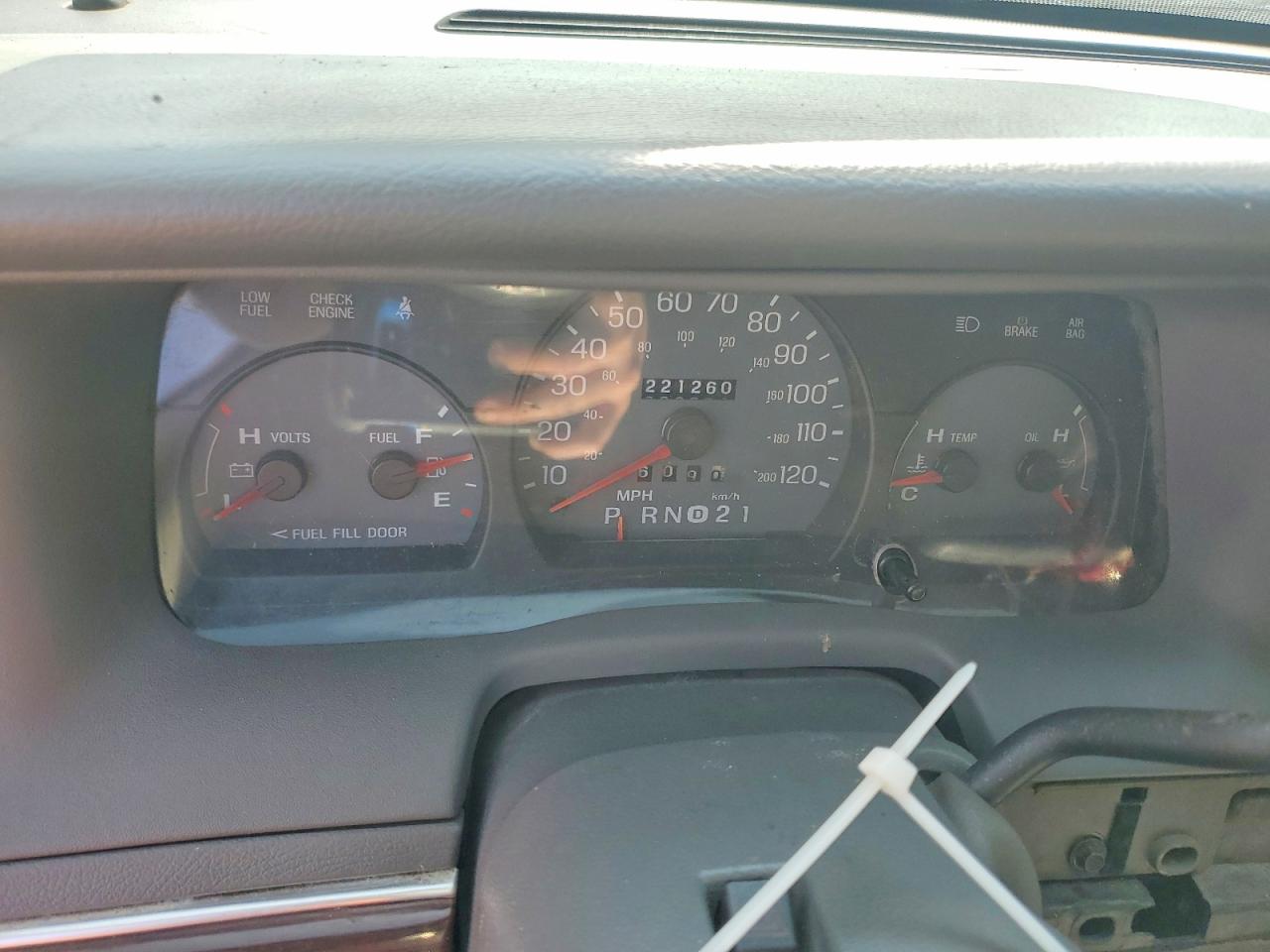 2003 Mercury Grand Marquis Ls Tan vin: 2MEFM75WX3X661821