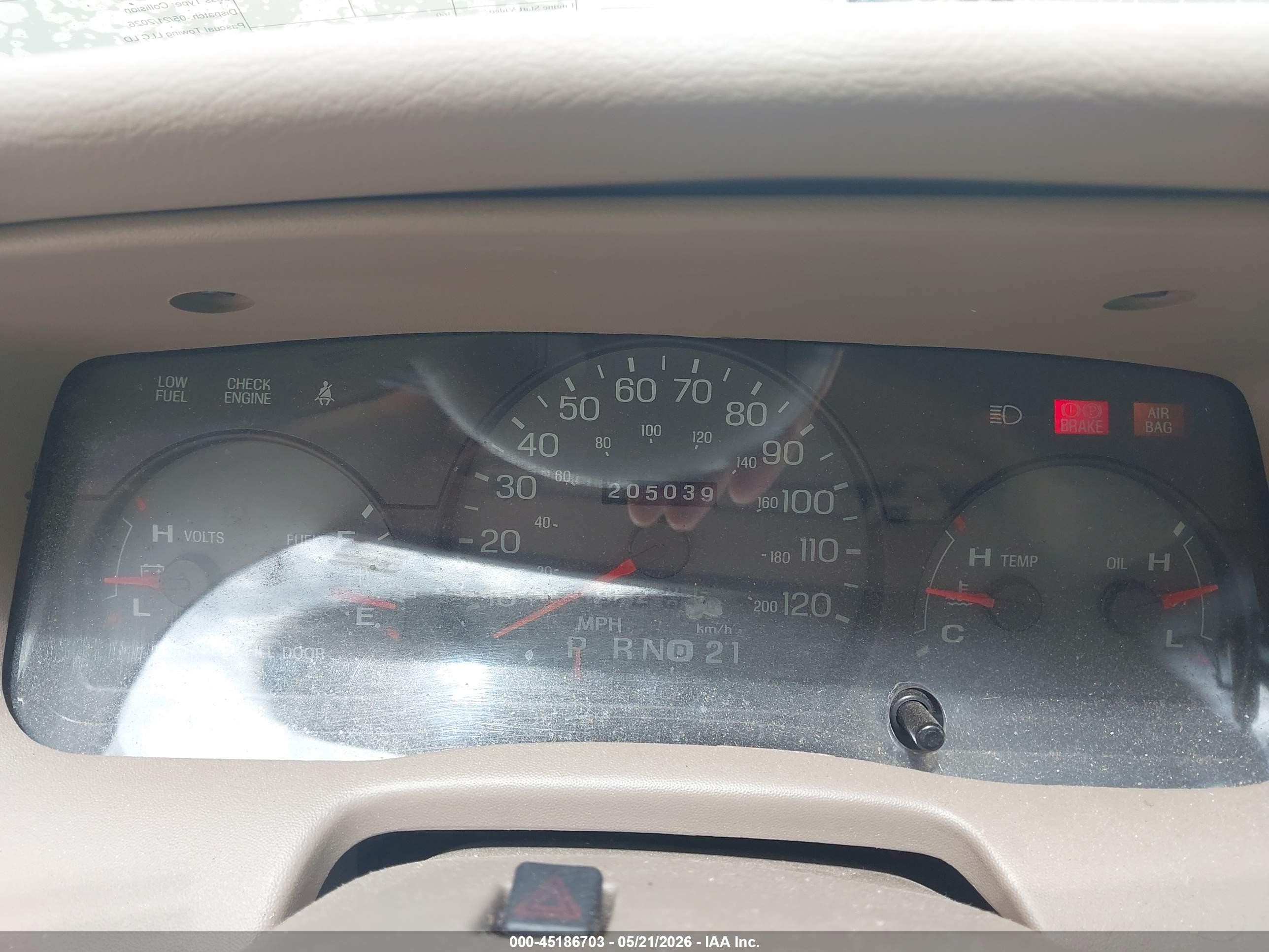2005 Mercury Grand Marquis Ls/lse Champagne vin: 2MEFM75WX5X616350