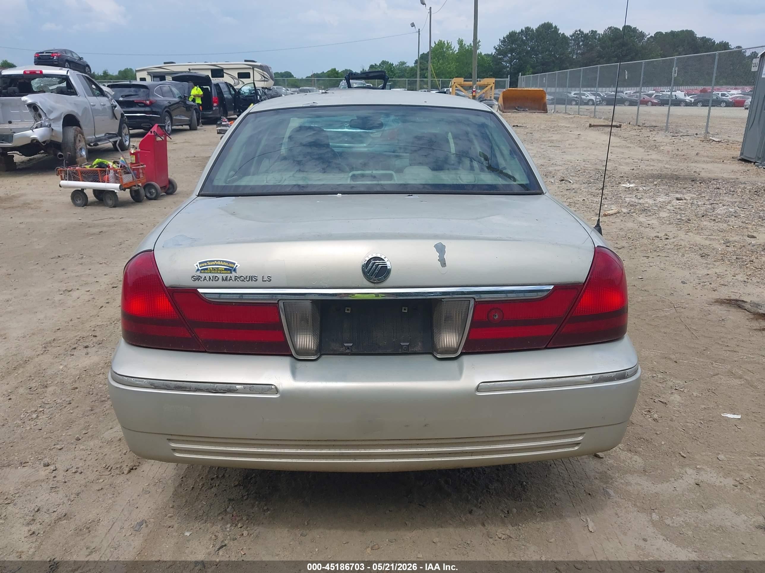 2005 Mercury Grand Marquis Ls/lse Champagne vin: 2MEFM75WX5X616350