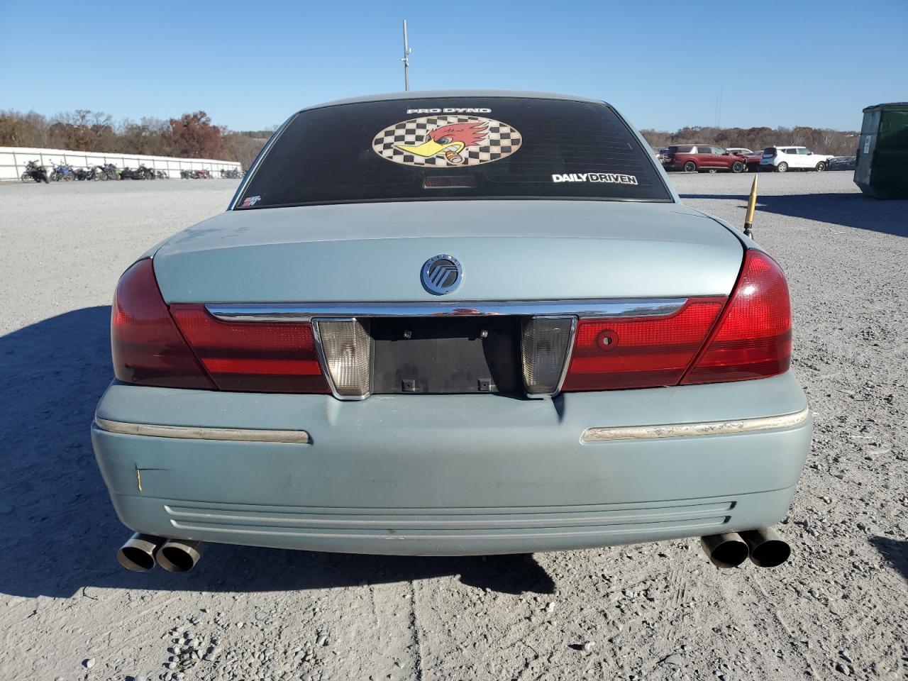 2005 Mercury Marquis Silver vin: 2MEFM75WX5X630328