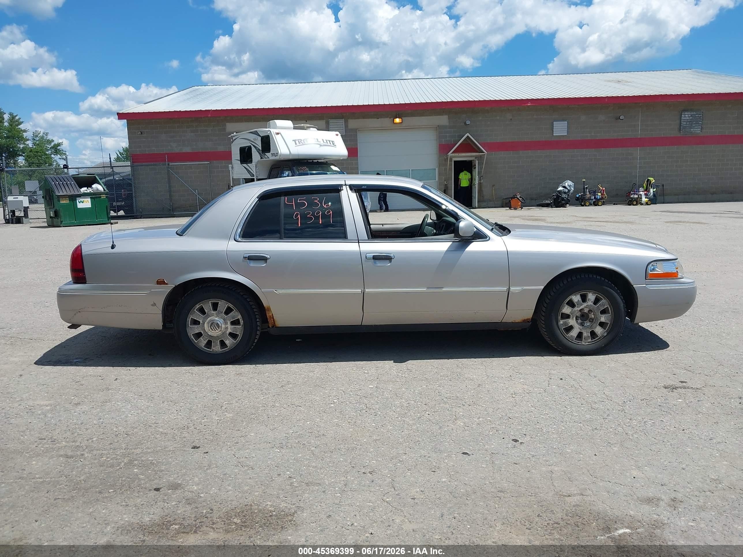 2005 Mercury Grand Marquis Ls/lse Silver vin: 2MEFM75WX5X660879