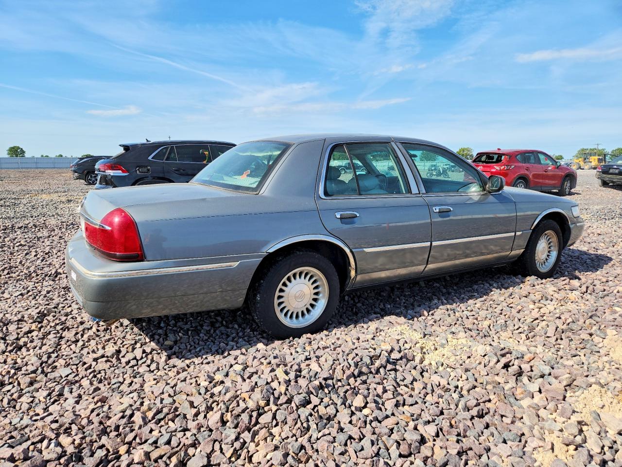 1998 Mercury Grand Marquis Ls Silver vin: 2MEFM75WXWX665629