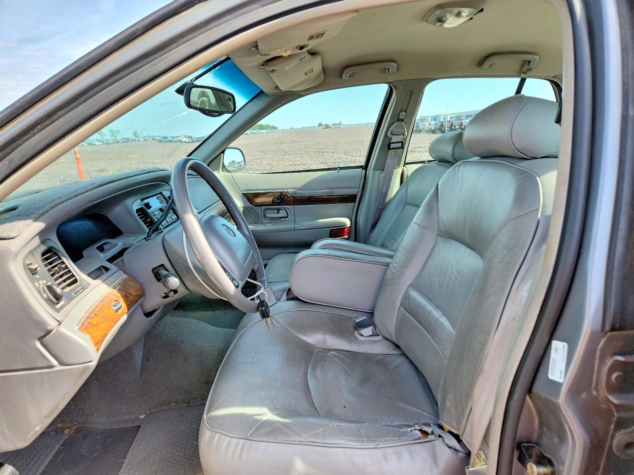 1998 Mercury Grand Marquis Ls Silver vin: 2MEFM75WXWX665629