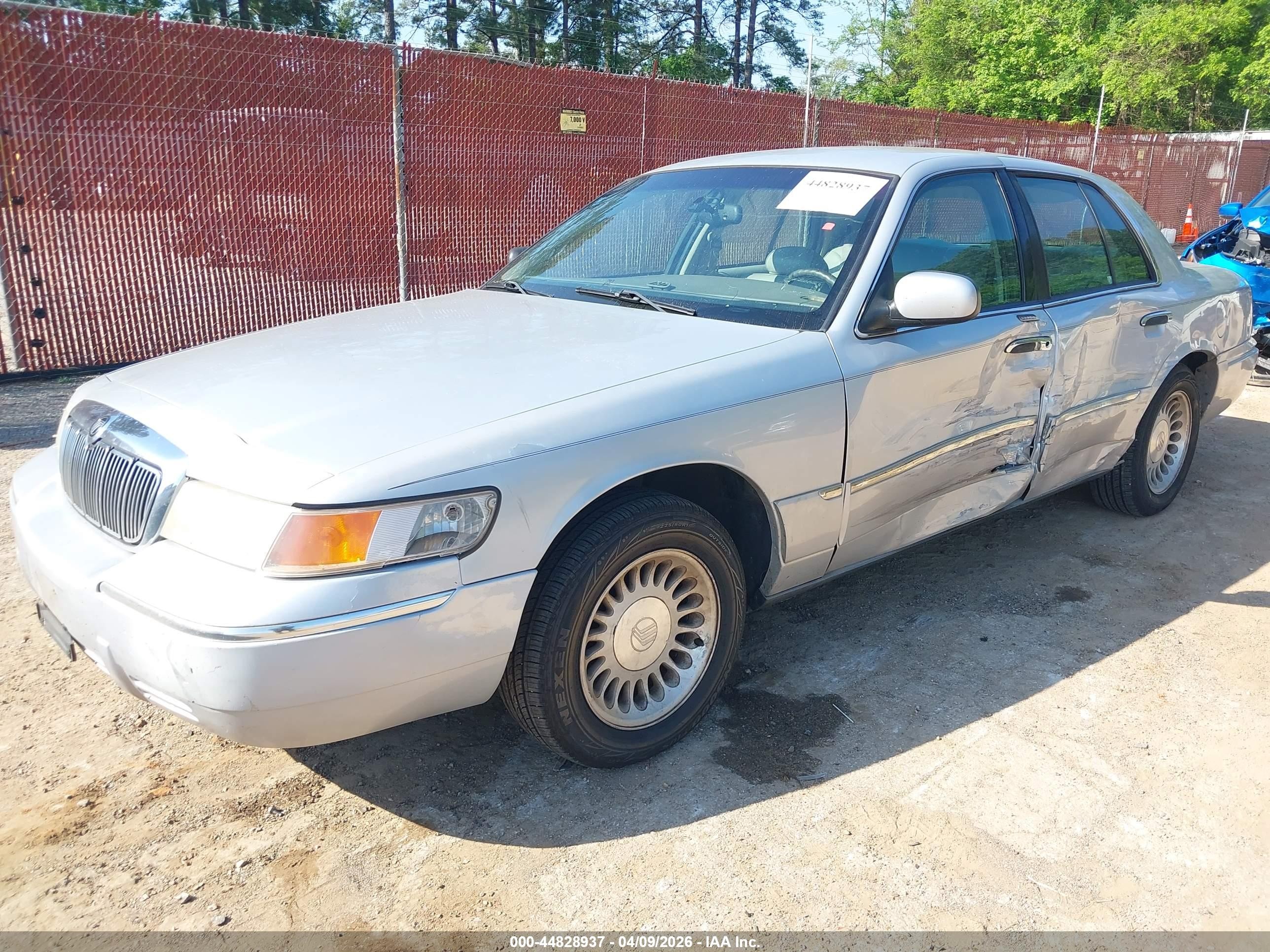 2000 Mercury Grand Marquis Ls Серебряный vin: 2MEFM75WXYX694227
