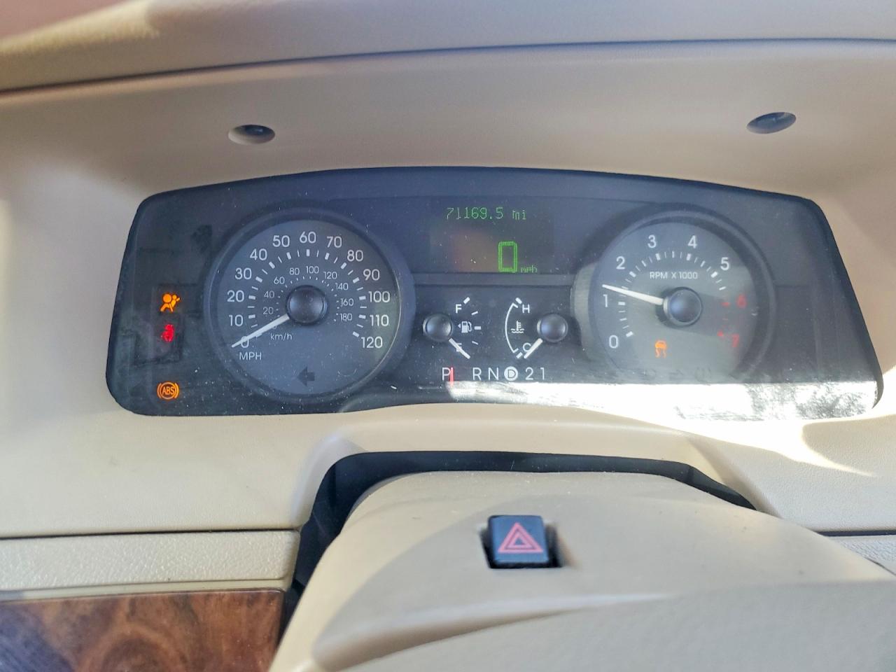 2006 Mercury Grand Marquis Ls Tan vin: 2MEHM75V06X606508