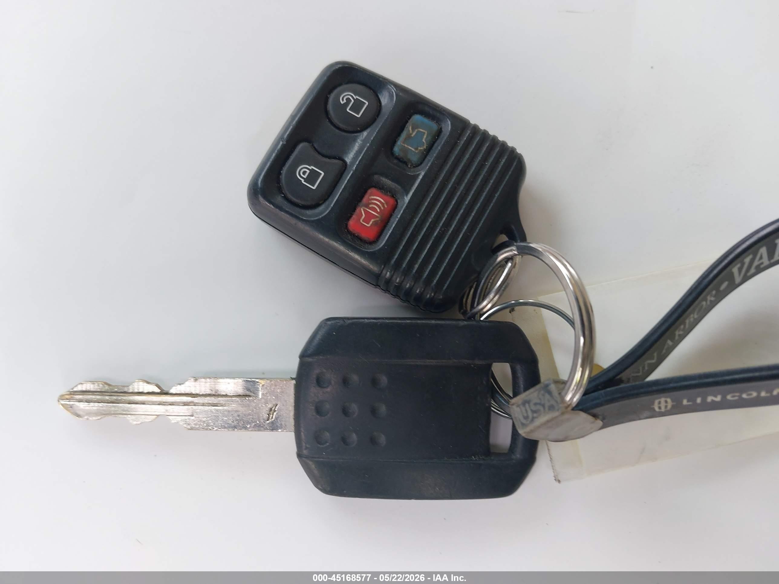 2007 Mercury Grand Marquis Ls Champagne vin: 2MEHM75V07X636609