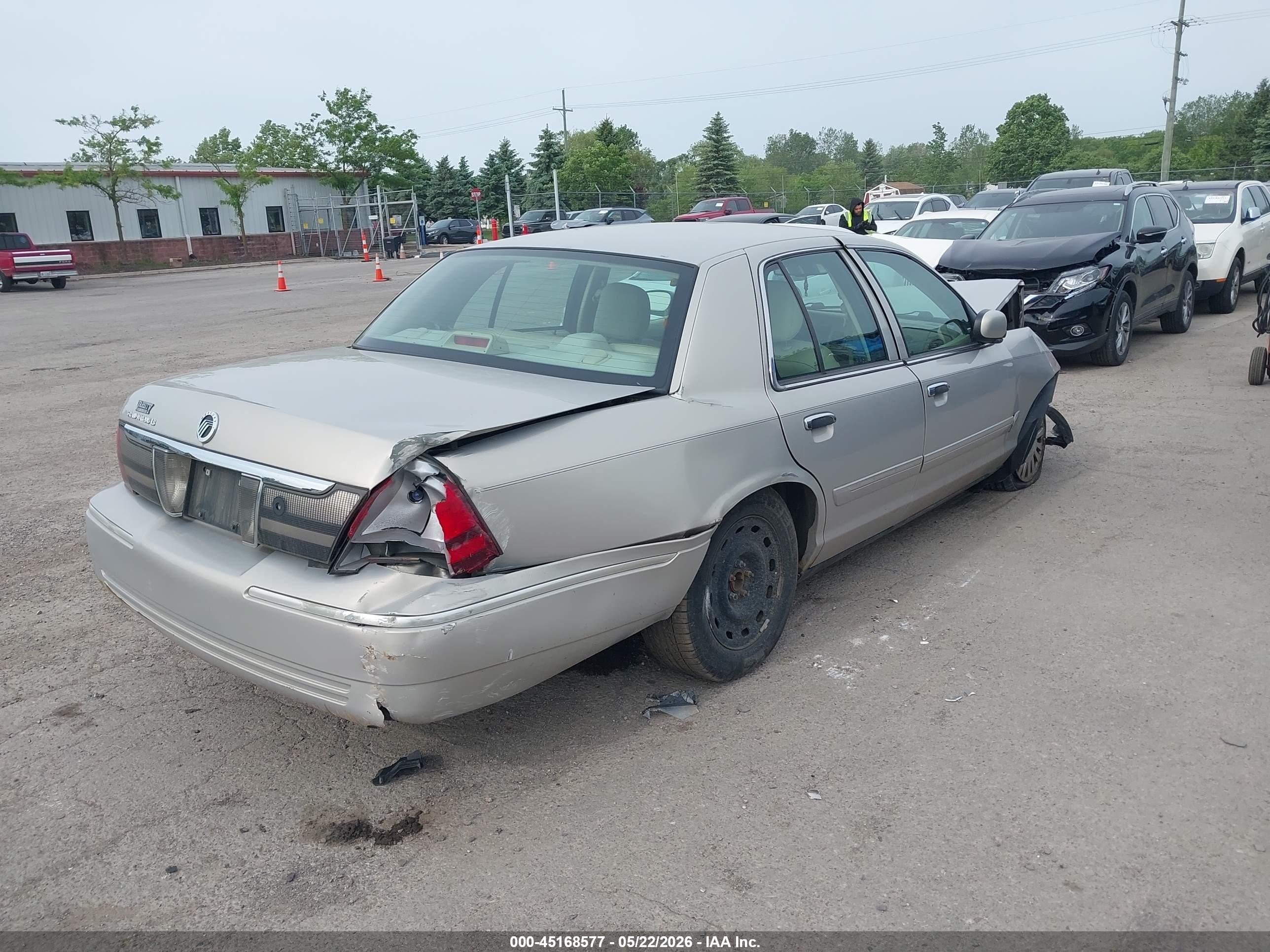 2007 Mercury Grand Marquis Ls Champagne vin: 2MEHM75V07X636609