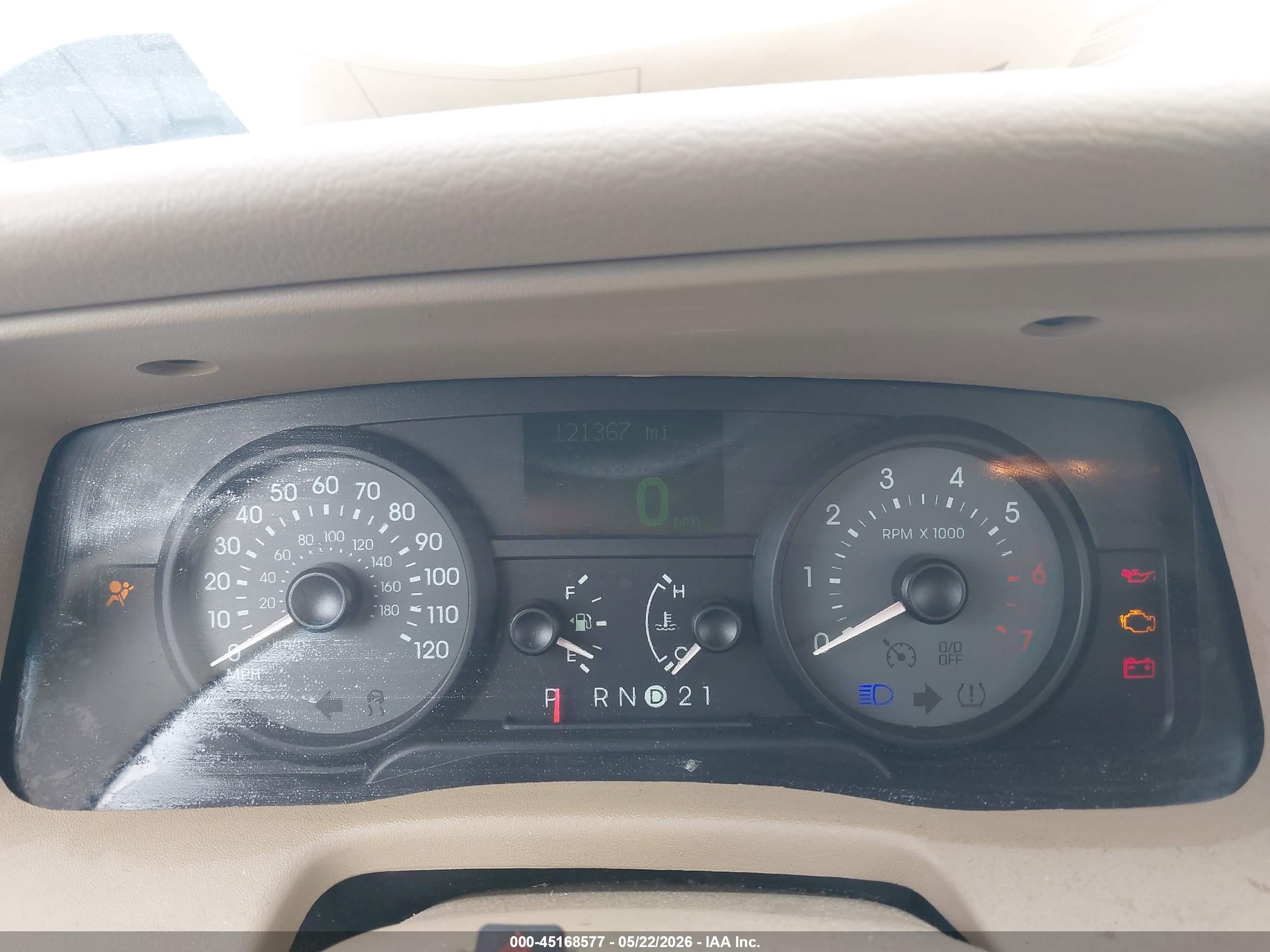 2007 Mercury Grand Marquis Ls Champagne vin: 2MEHM75V07X636609