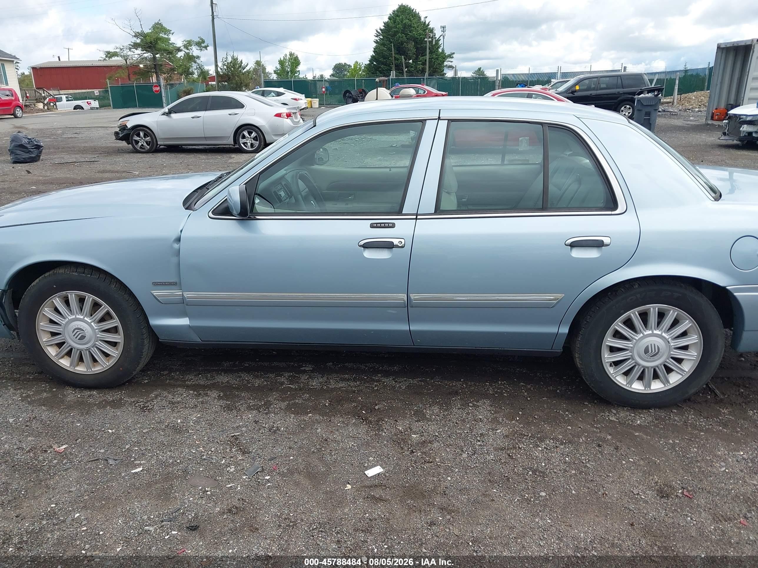 2009 Mercury Grand Marquis Ls (fleet Only) Blue vin: 2MEHM75V09X623202