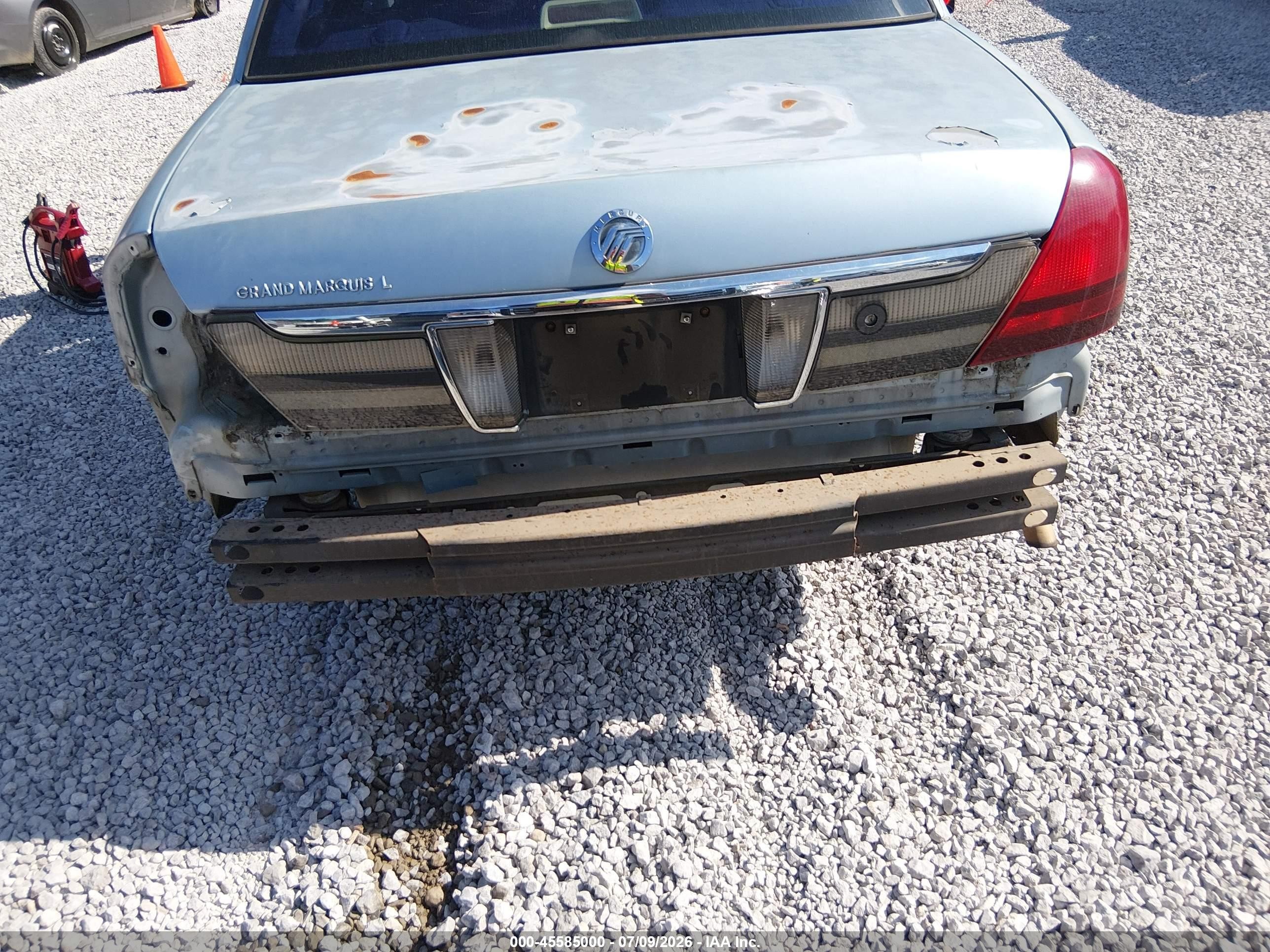 2009 Mercury Grand Marquis Ls (fleet Only) Blue vin: 2MEHM75V09X632370