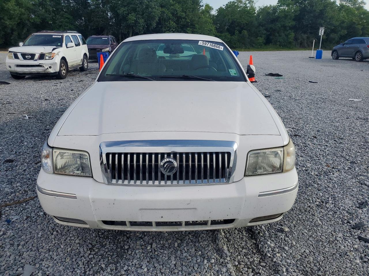 2008 Mercury Grand Marquis Ls White vin: 2MEHM75V18X625927