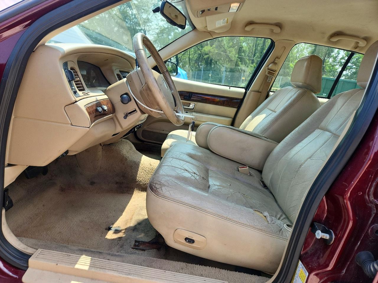 2008 Mercury Grand Marquis Ls Burgundy vin: 2MEHM75V18X629489