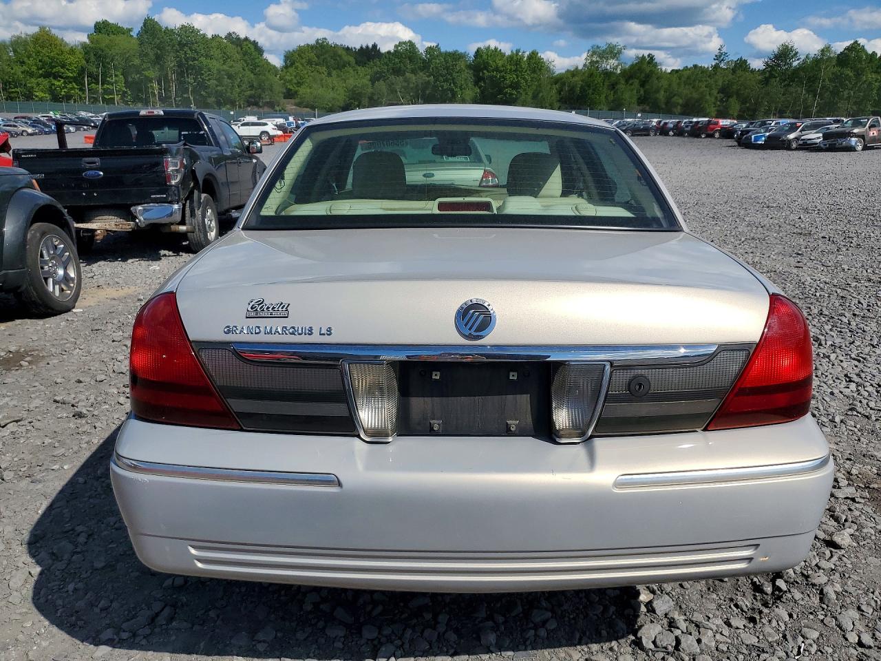 2008 Mercury Grand Marquis Ls Gold vin: 2MEHM75V18X634708