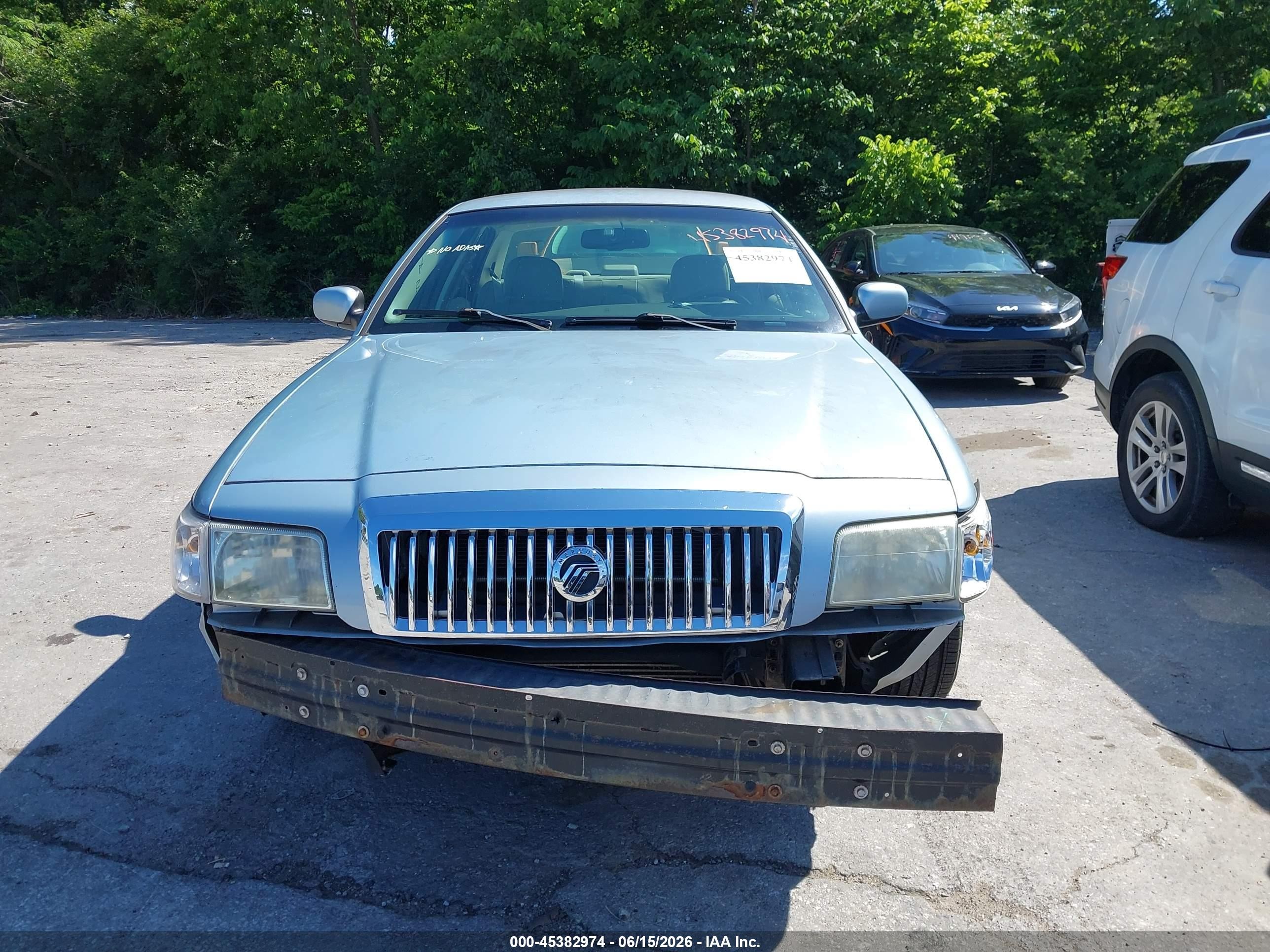 2009 Mercury Grand Marquis Ls (fleet Only) Light Blue vin: 2MEHM75V19X625055