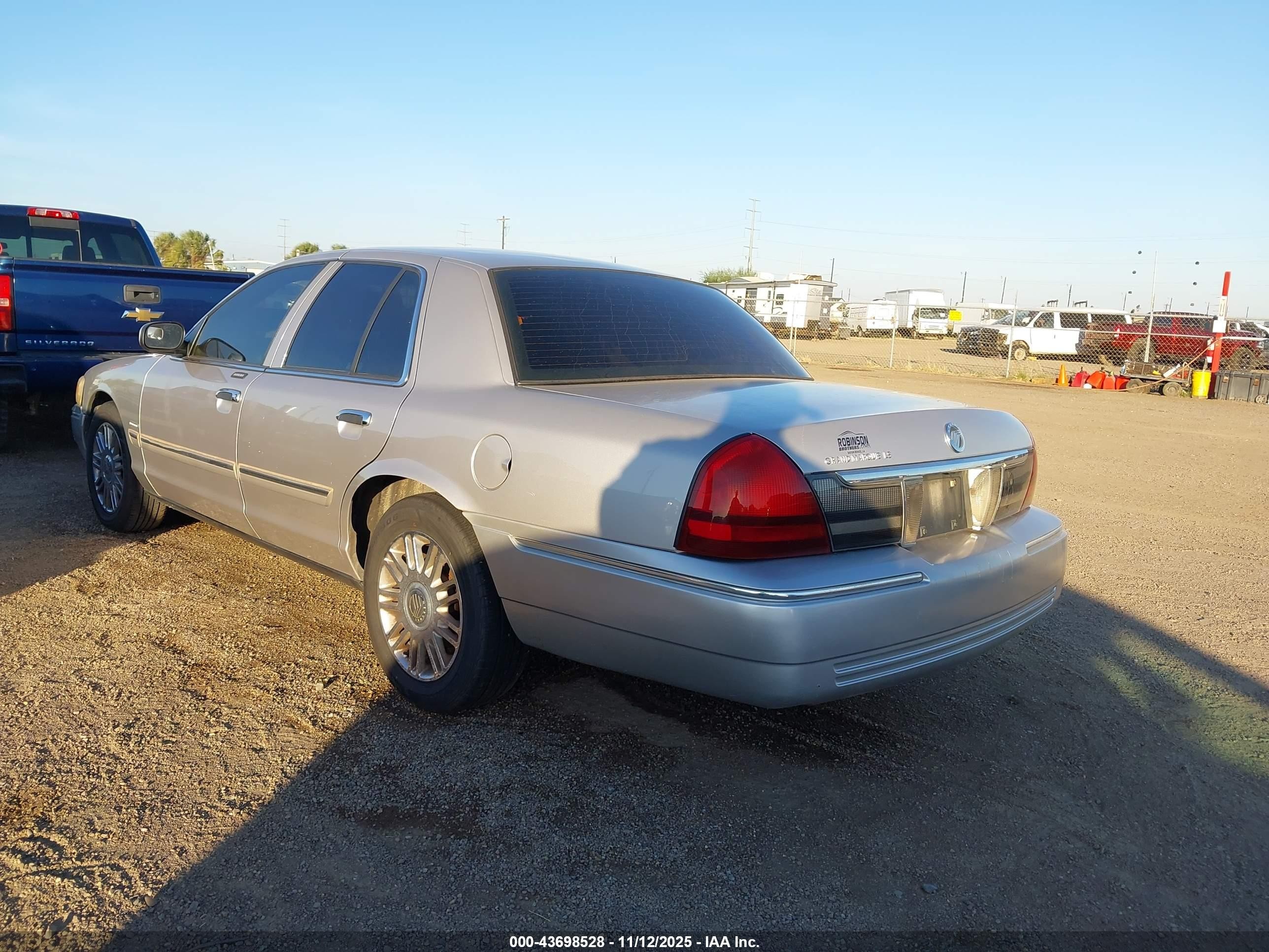 2009 Mercury Grand Marquis Ls (fleet Only) Beige vin: 2MEHM75V19X631146
