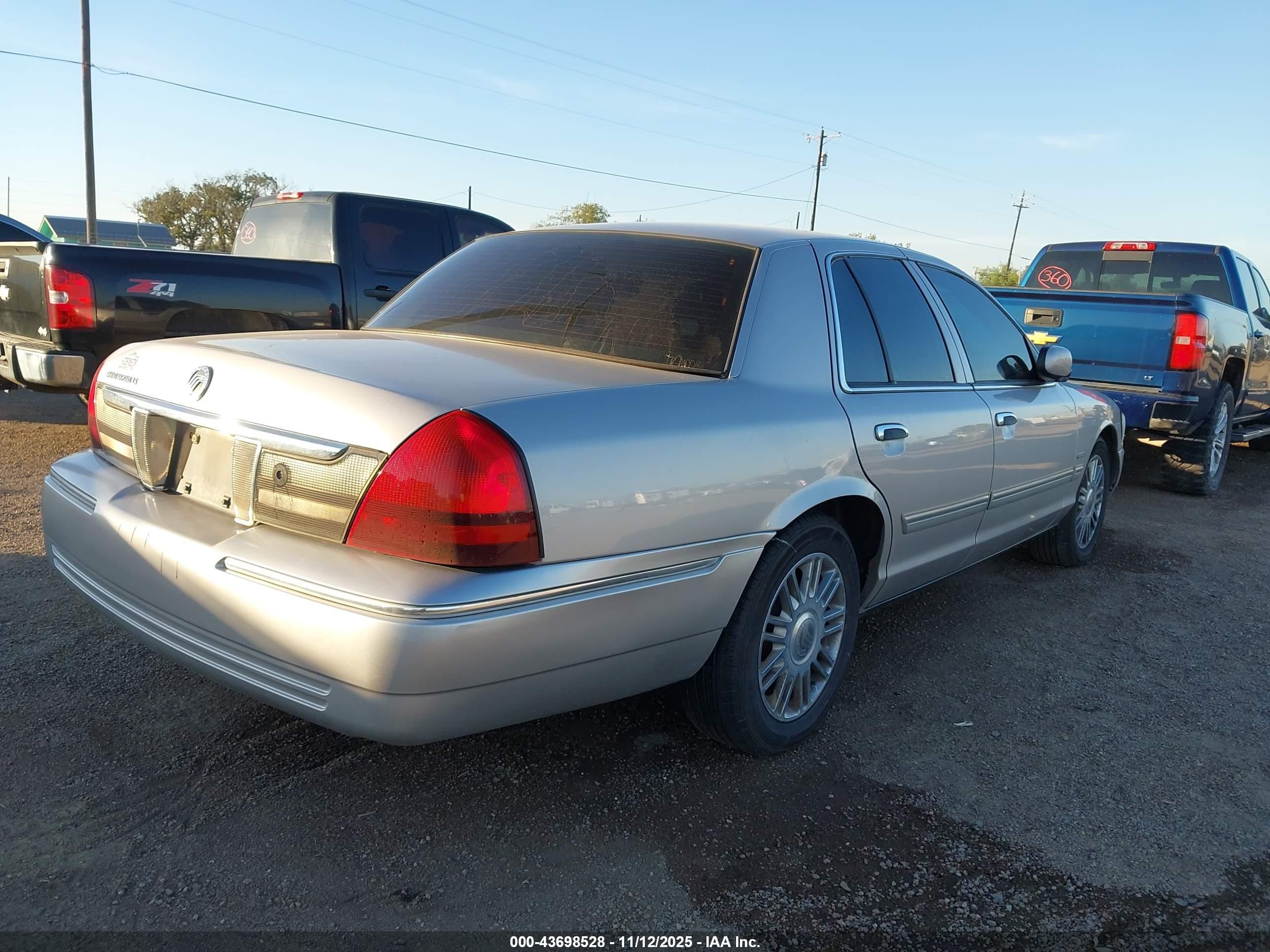 2009 Mercury Grand Marquis Ls (fleet Only) Beige vin: 2MEHM75V19X631146