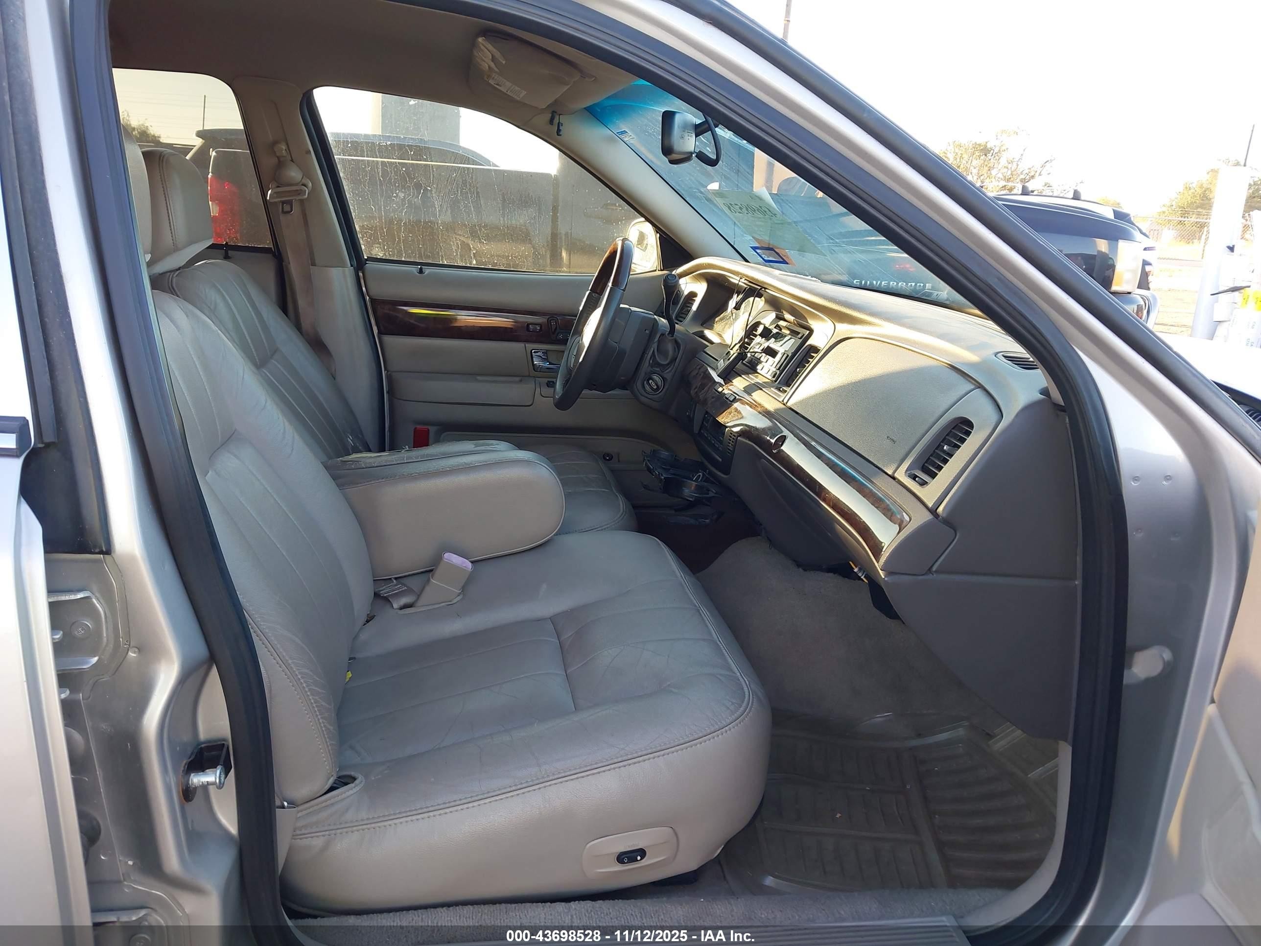 2009 Mercury Grand Marquis Ls (fleet Only) Beige vin: 2MEHM75V19X631146