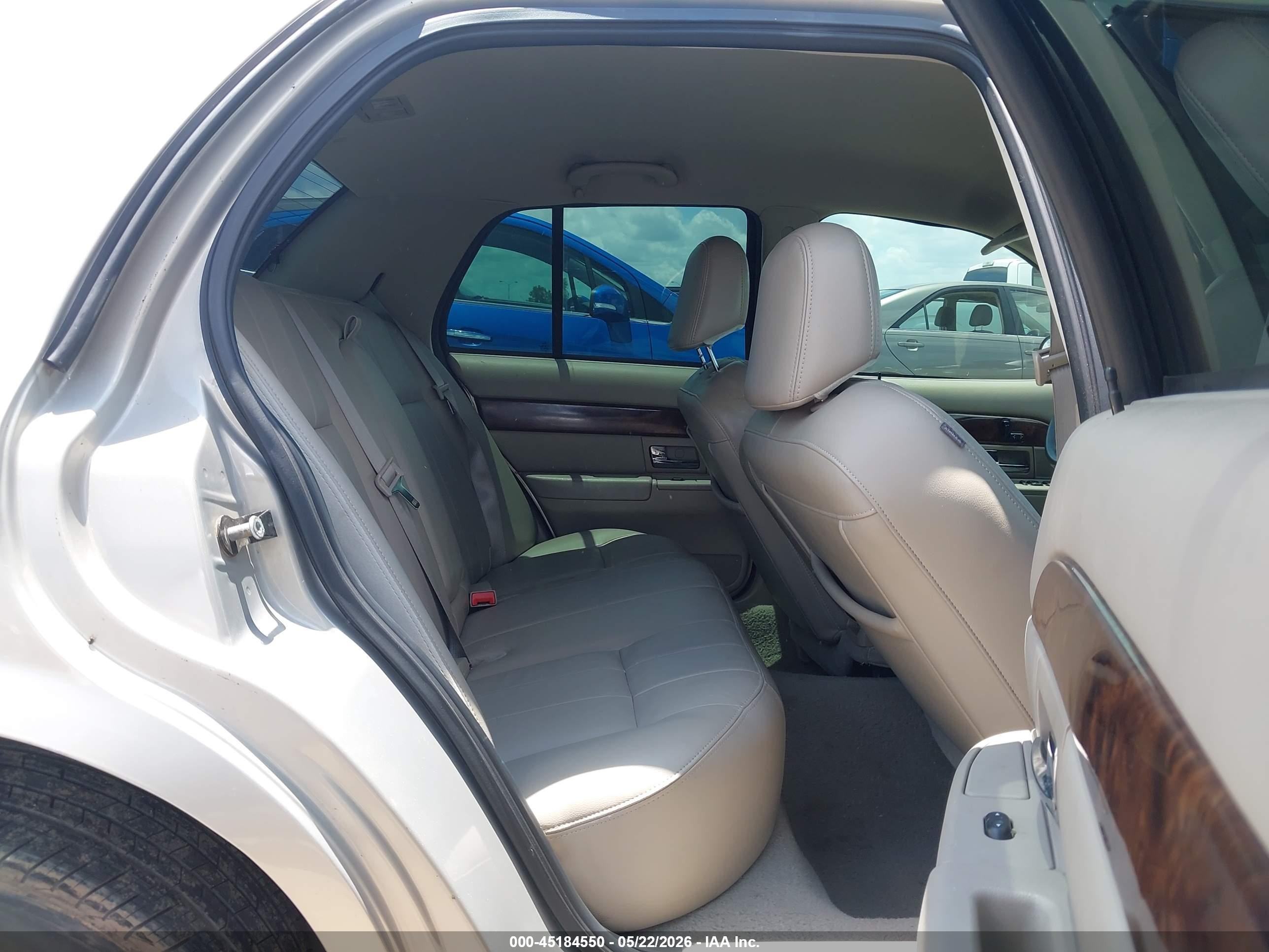 2007 Mercury Grand Marquis Ls Tan vin: 2MEHM75V27X632142
