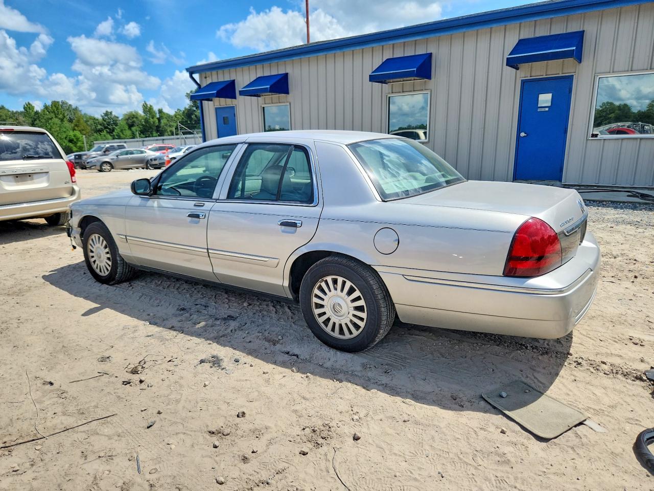 2008 Mercury Grand Marquis Ls Silver vin: 2MEHM75V28X612099