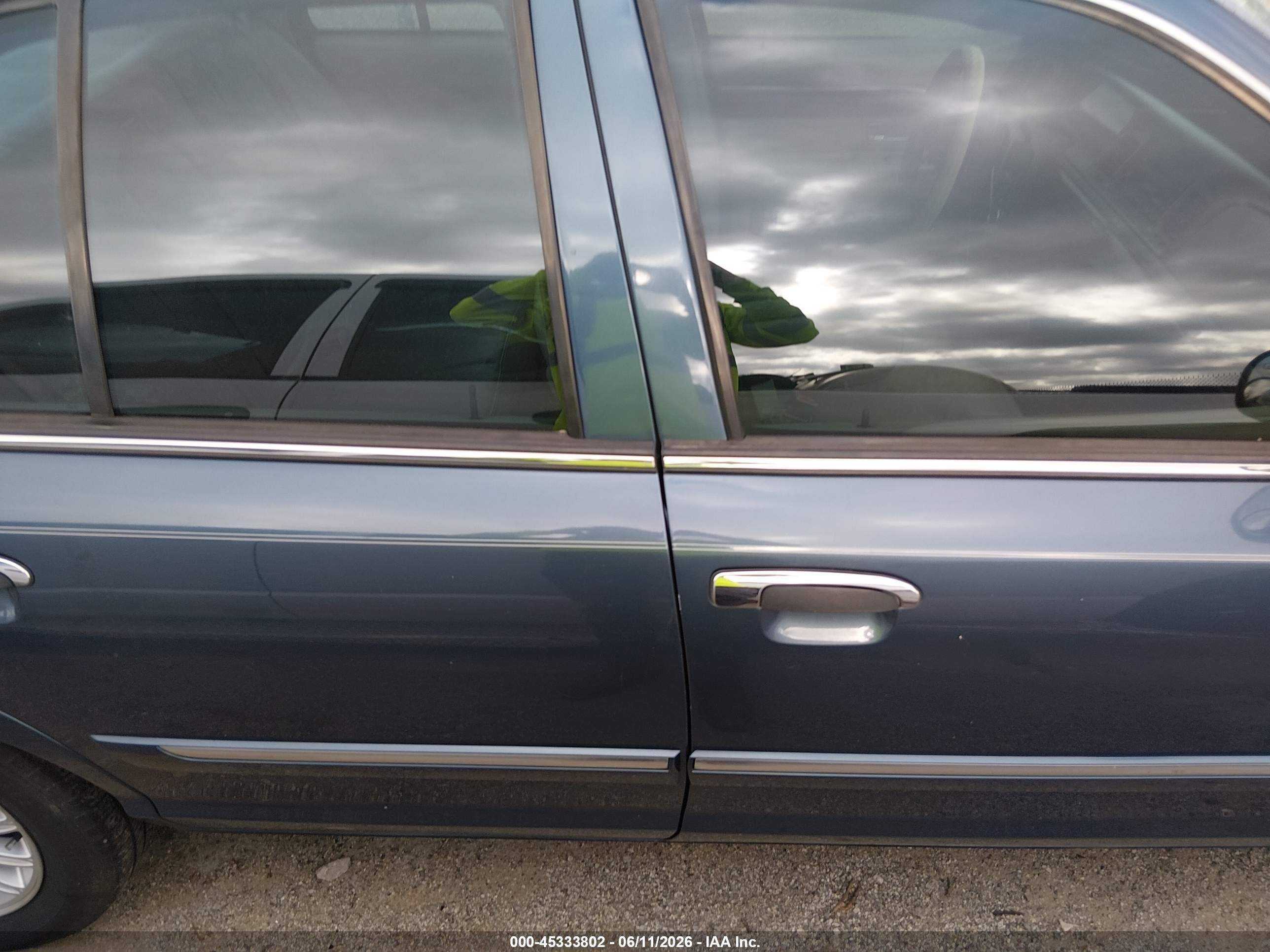 2008 Mercury Grand Marquis Ls Синий vin: 2MEHM75V28X636063