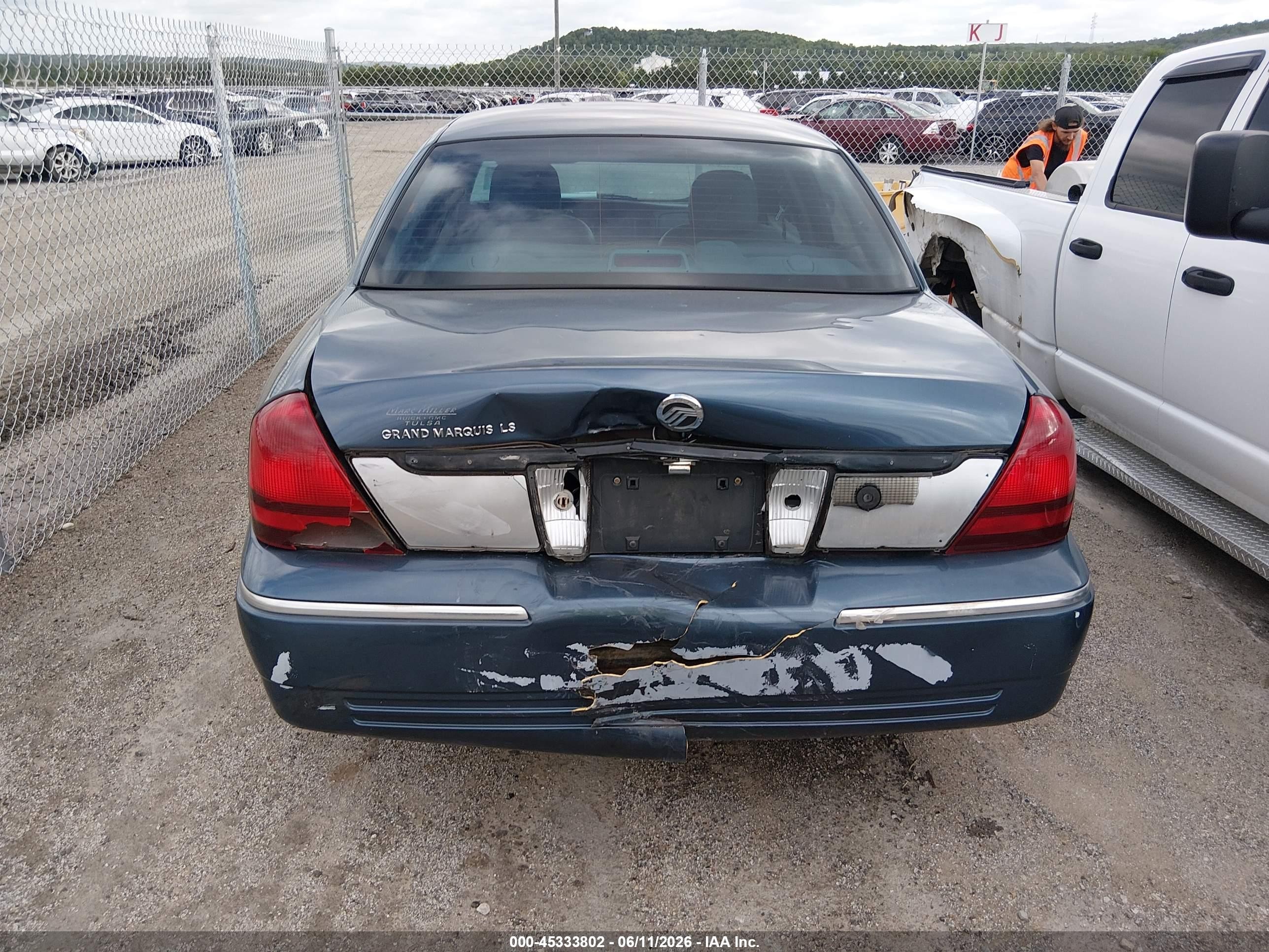 2008 Mercury Grand Marquis Ls Синий vin: 2MEHM75V28X636063