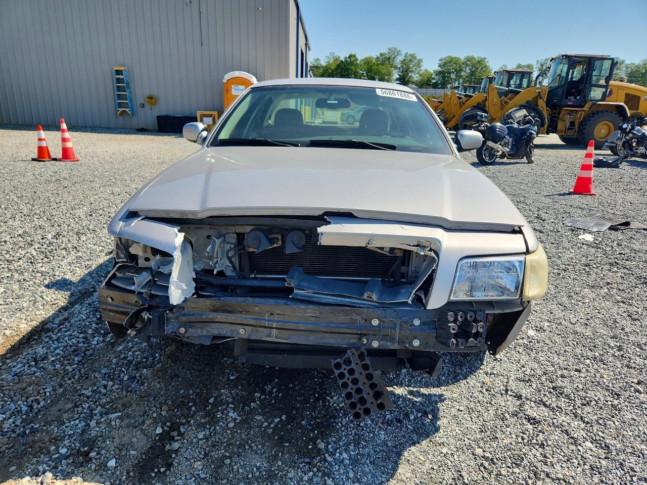 2009 Mercury Grand Marquis Ls Silver vin: 2MEHM75V29X618275