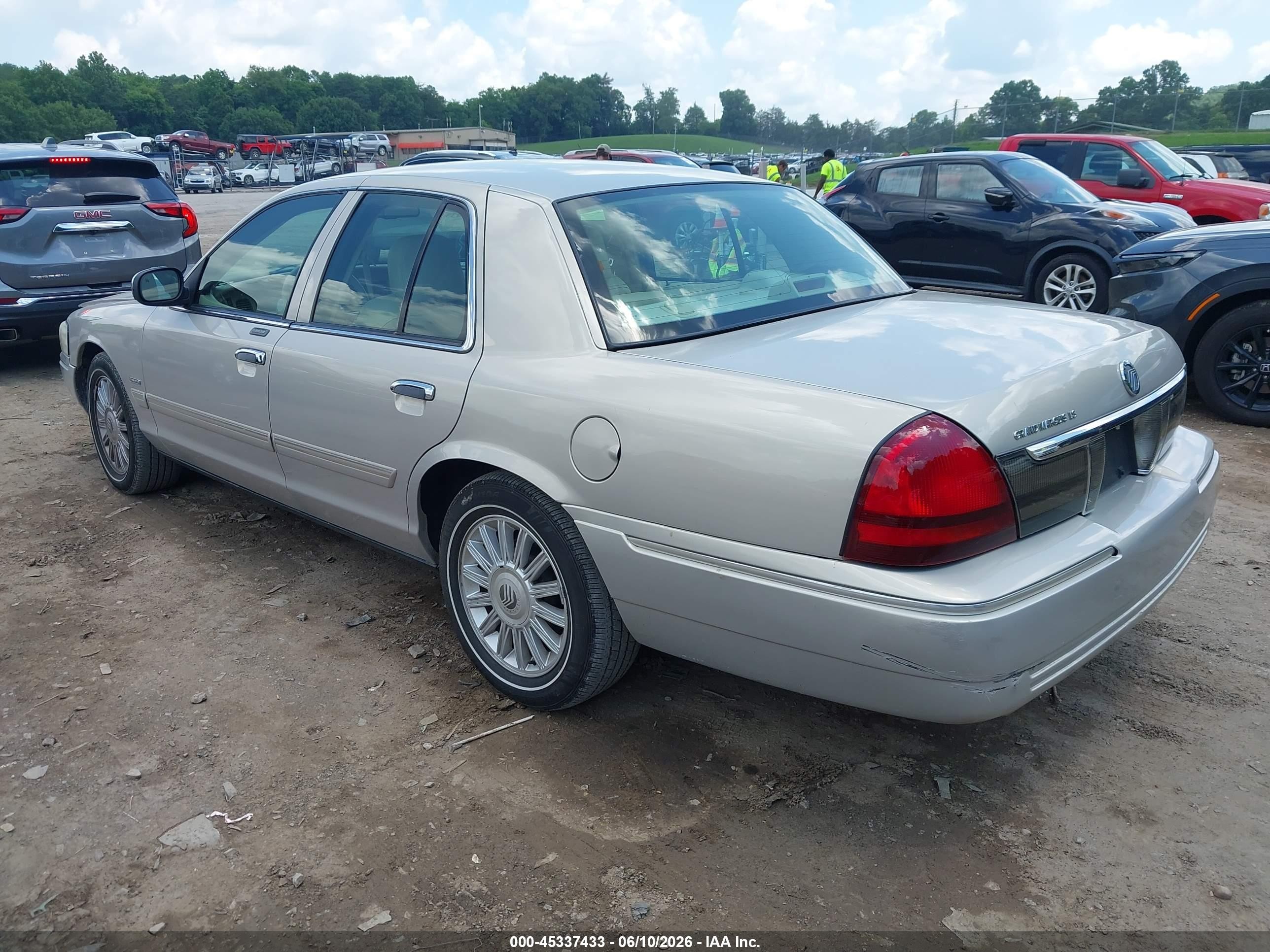 2009 Mercury Grand Marquis Ls (fleet Only) Silver vin: 2MEHM75V39X611495