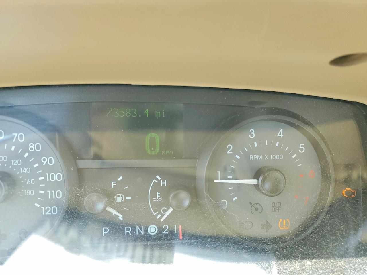2009 Mercury Grand Marquis Ls Silver vin: 2MEHM75V59X610123