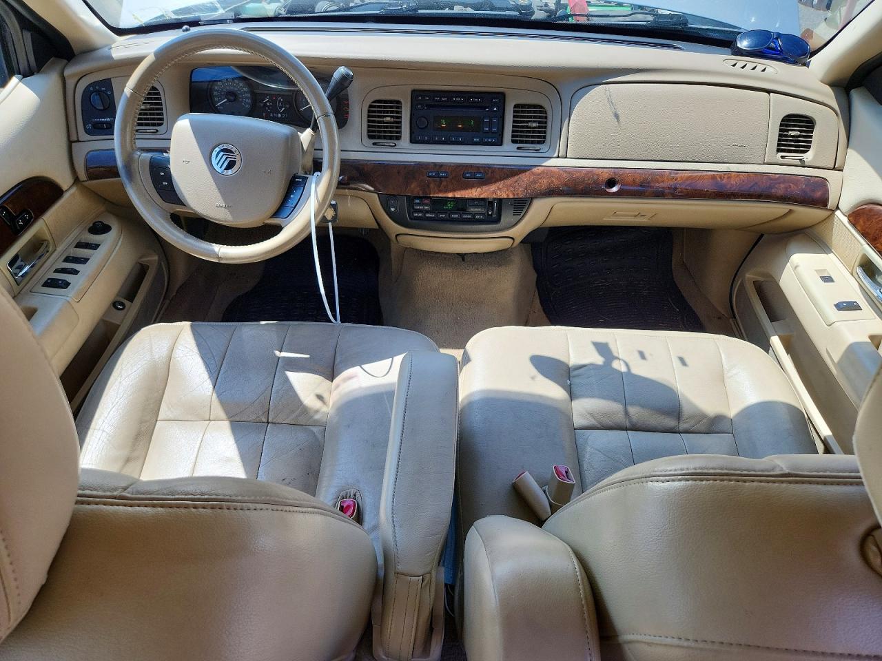 2009 Mercury Grand Marquis Ls Silver vin: 2MEHM75V59X628329