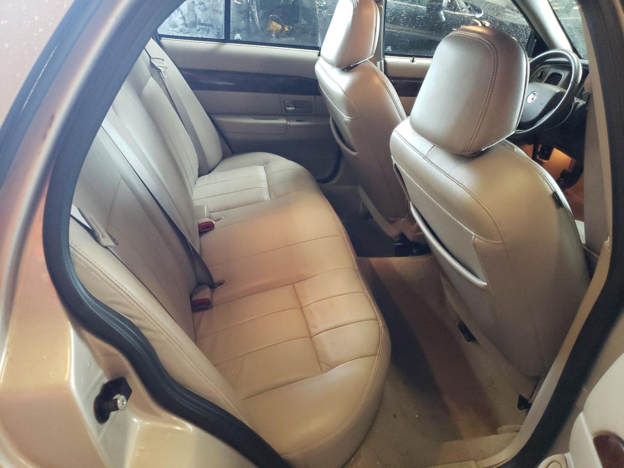 2009 Mercury Grand Marquis Ls Beige vin: 2MEHM75V69X603293